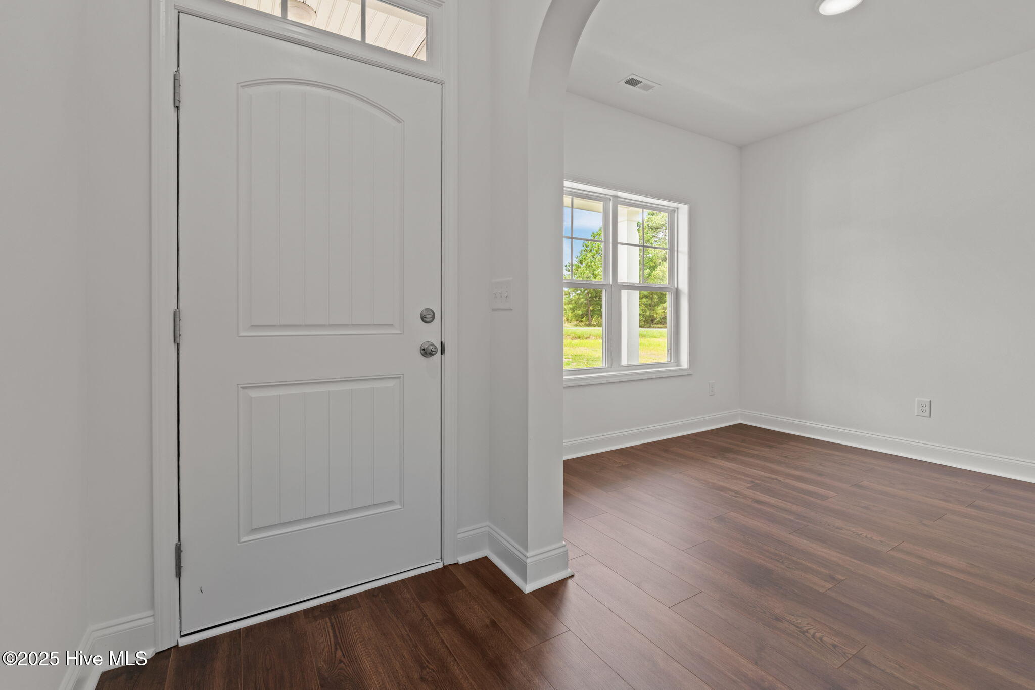 200 Dove Road Property Photo 7