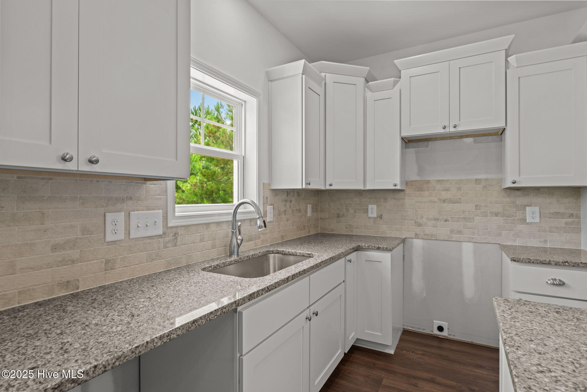 200 Dove Road Property Photo 19