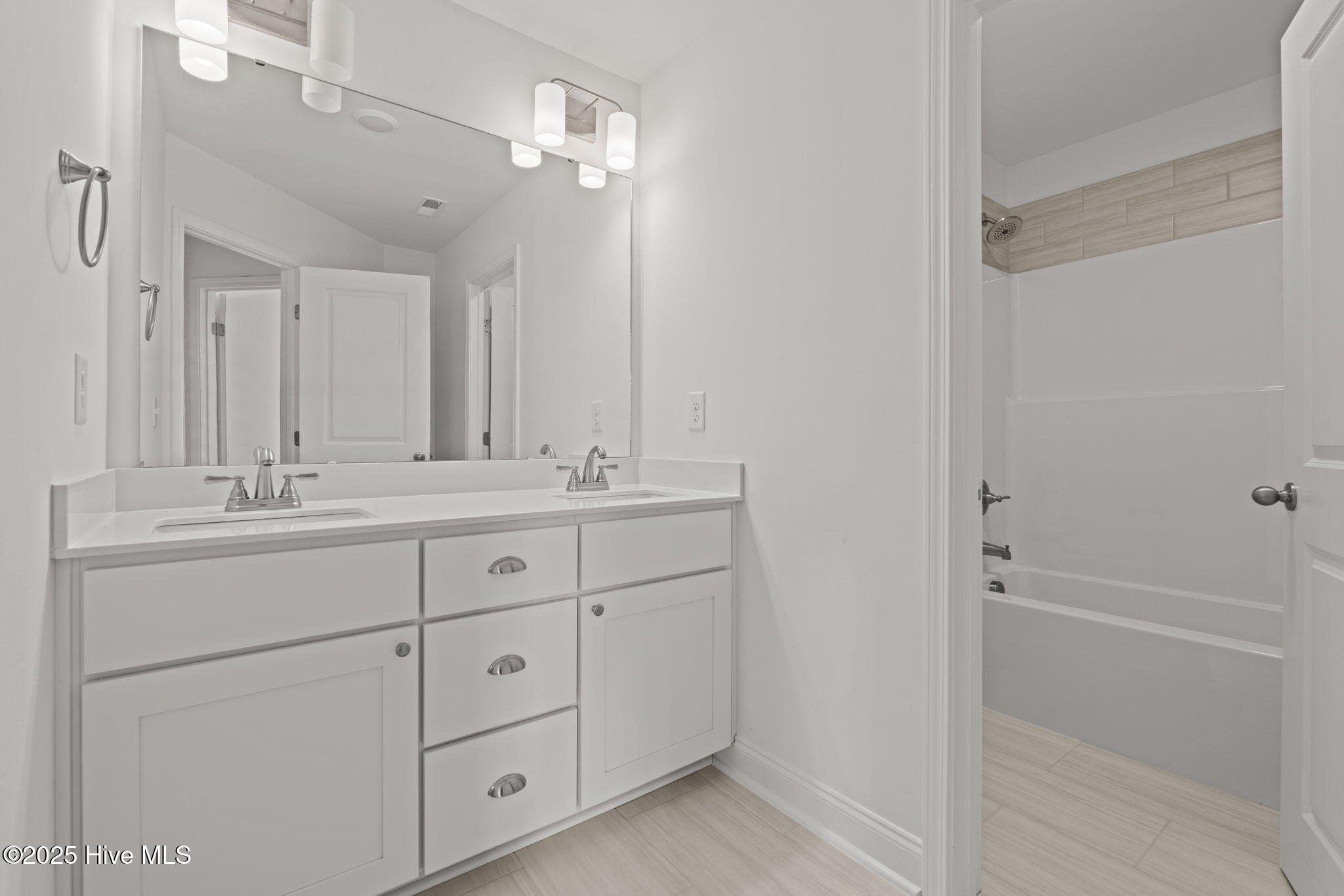 200 Dove Road Property Photo 26