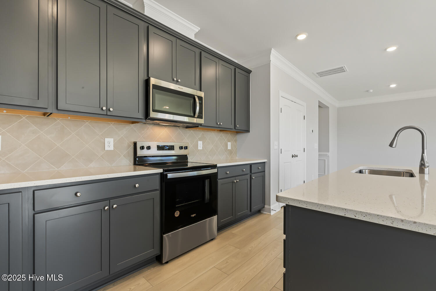 3700 Cessna Way Ef 7 Property Photo 12