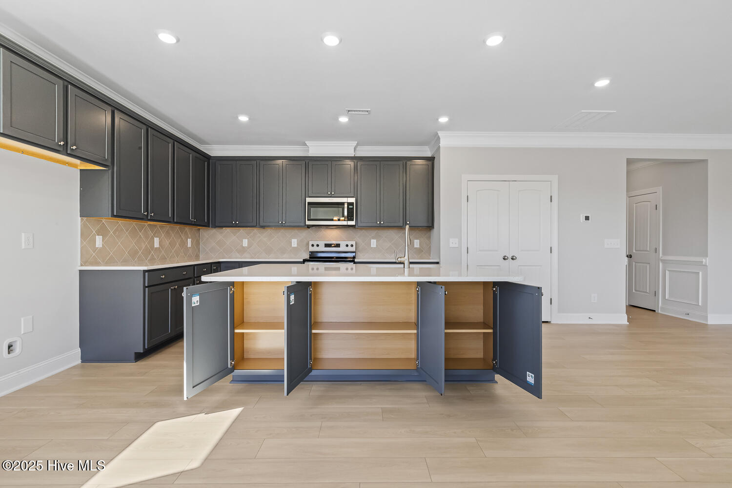 3700 Cessna Way Ef 7 Property Photo 15