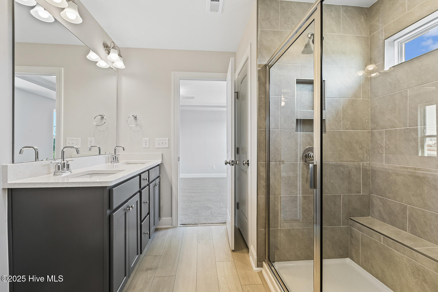 3700 Cessna Way Ef 7 Property Photo 24