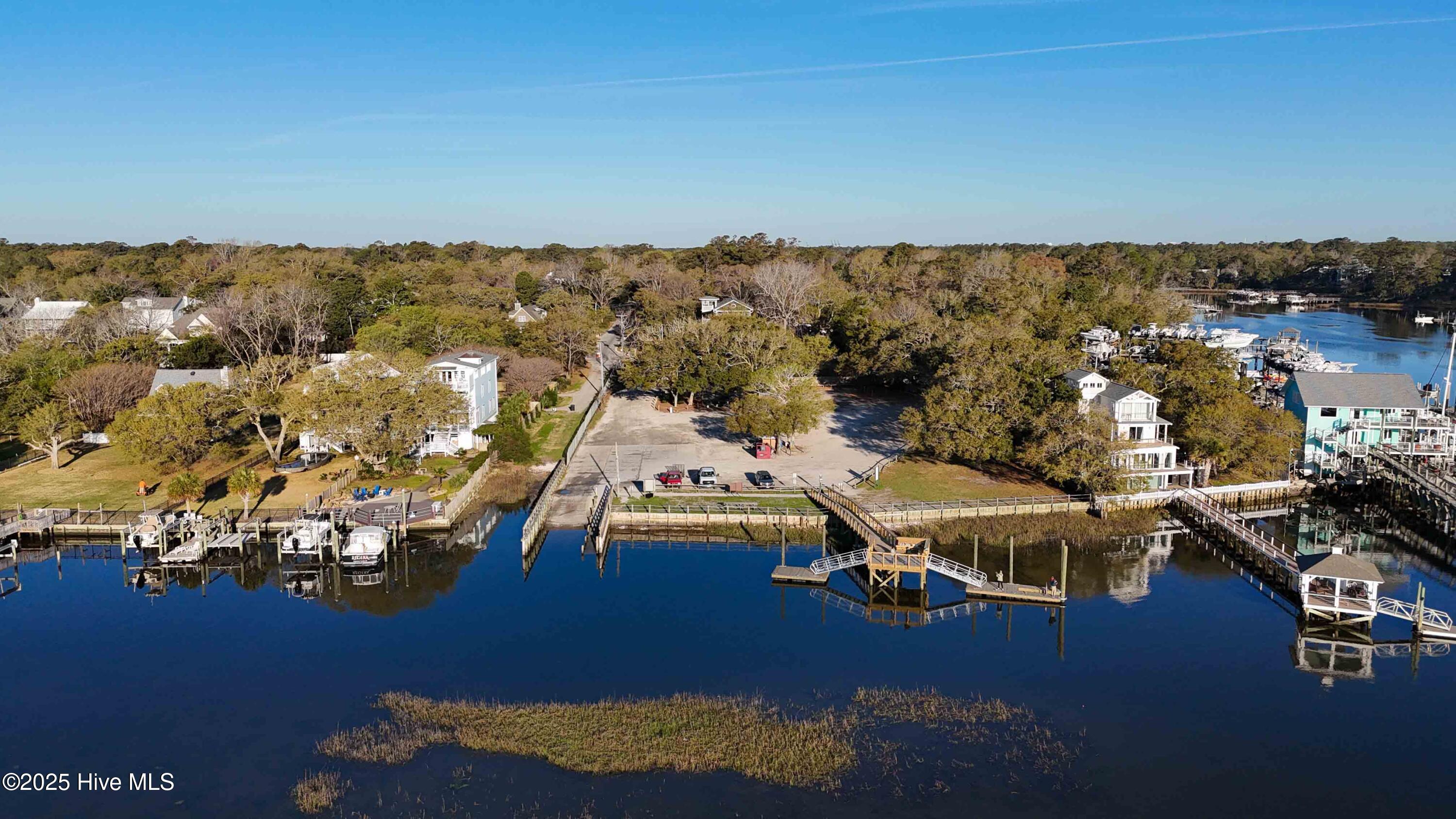 4326 Lauralis Bluff Court Property Photo 18