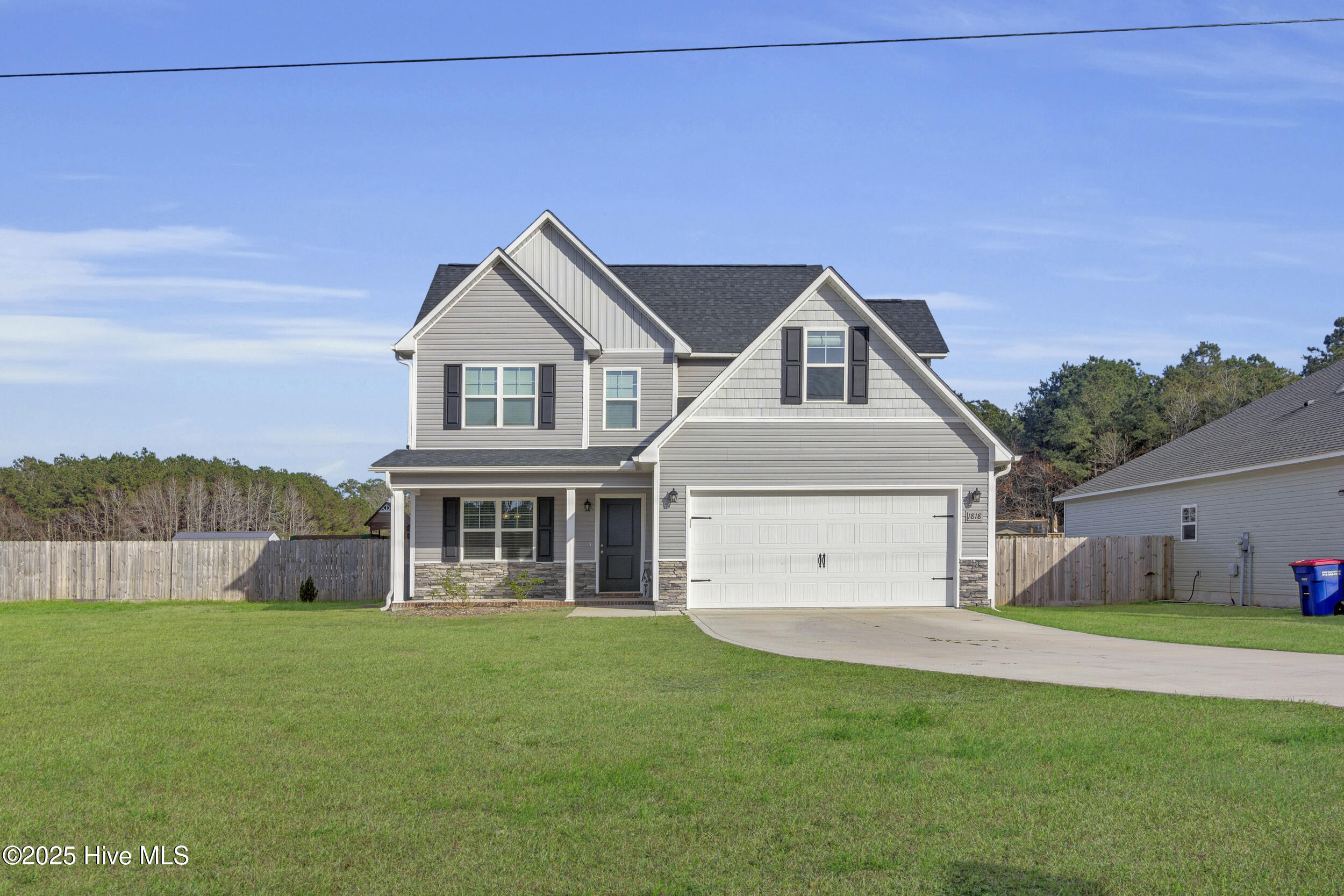 Hunters Creek Real Estate Listings Main Image