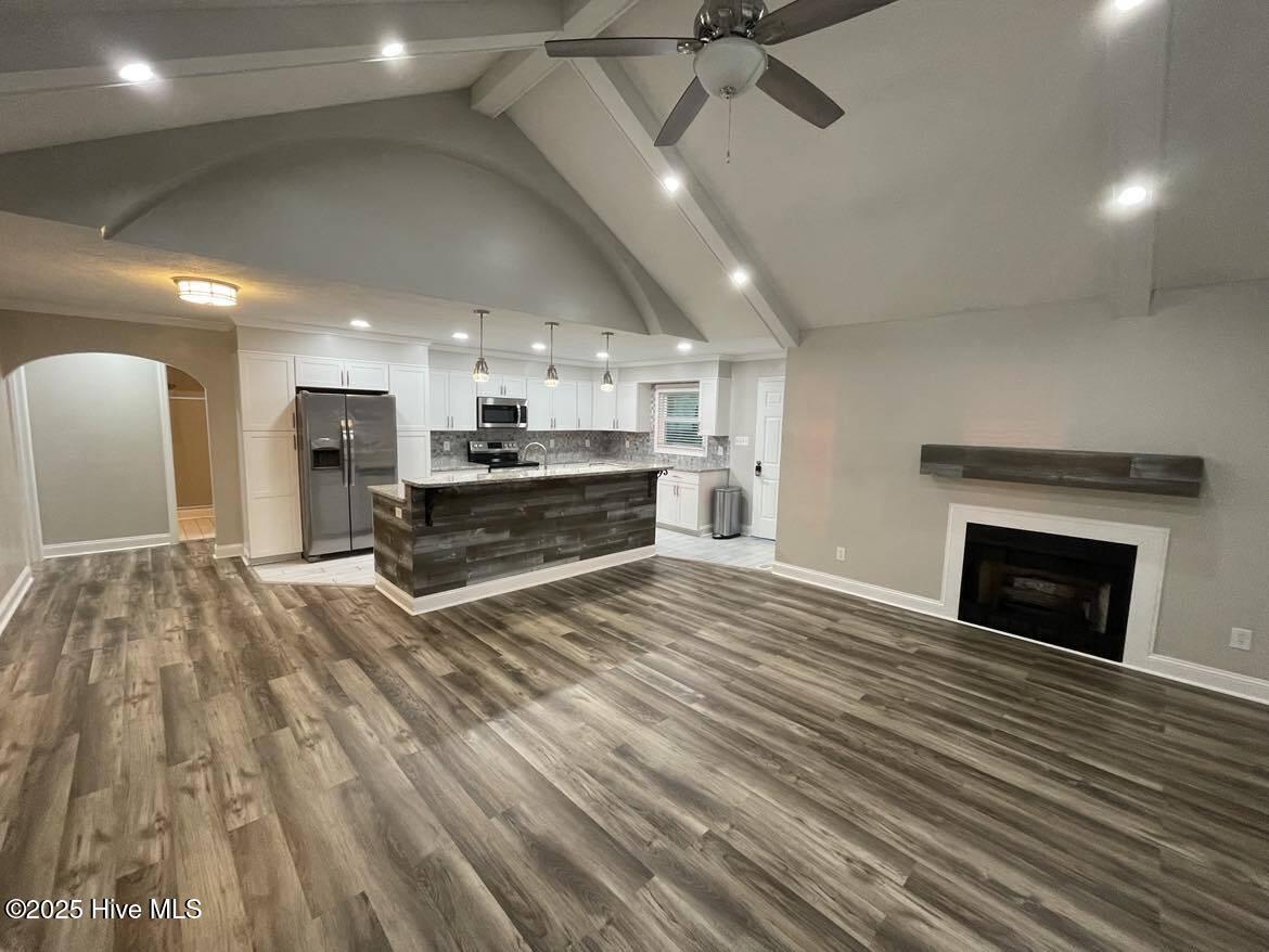 806 Bay Tree Drive Property Photo 14