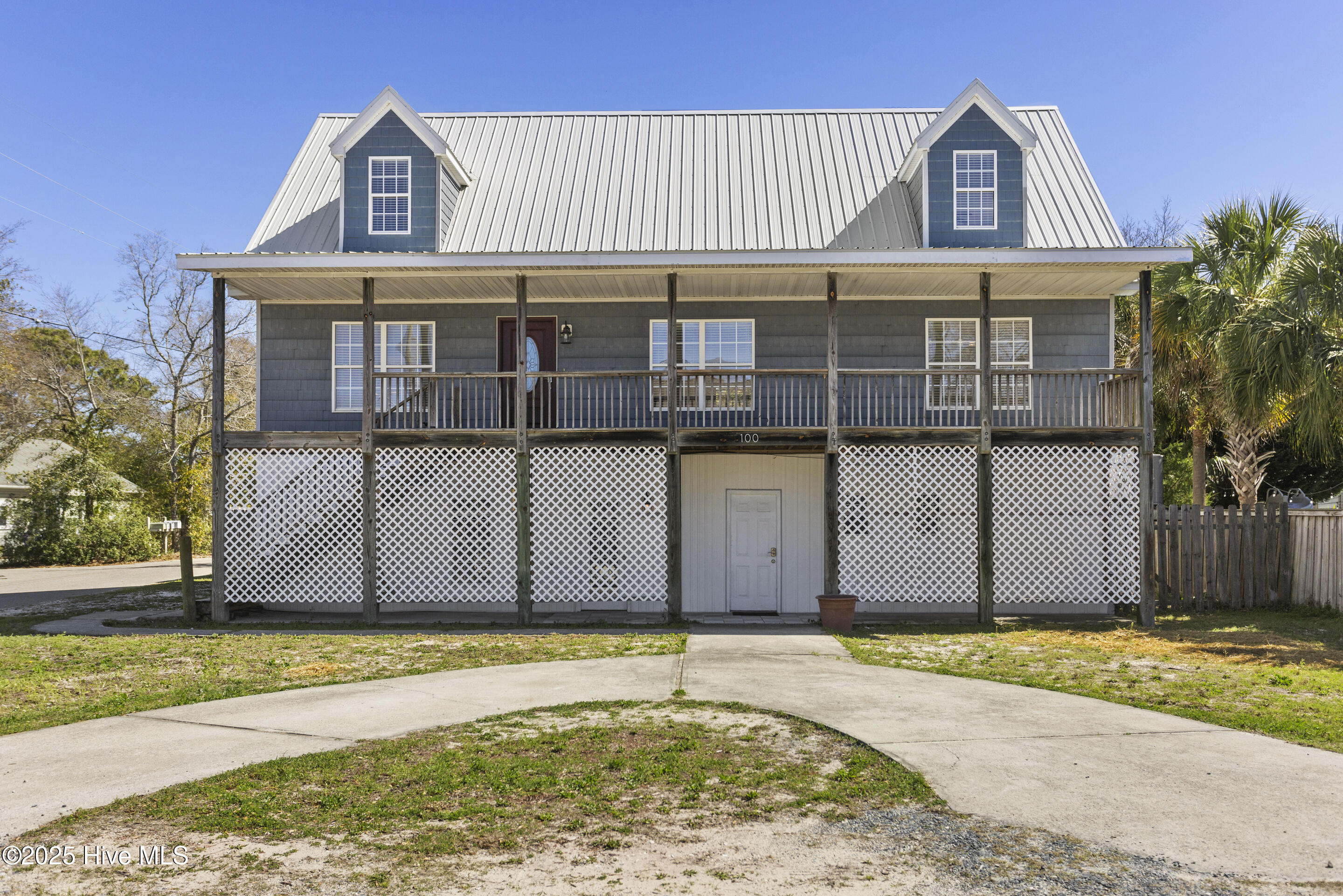 100 Moorefield Drive Property Photo
