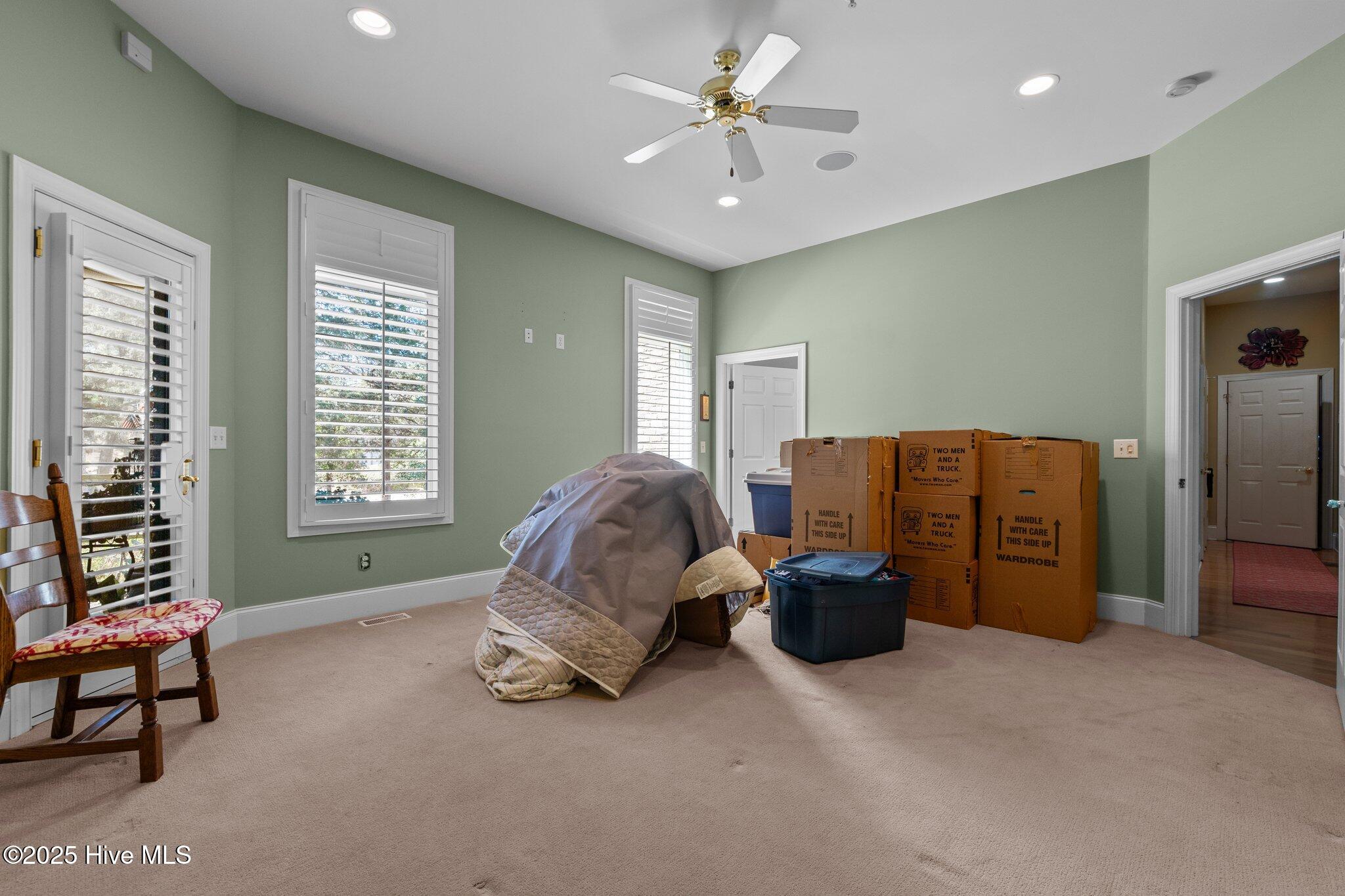 1 Windsor Terrace Property Photo 25