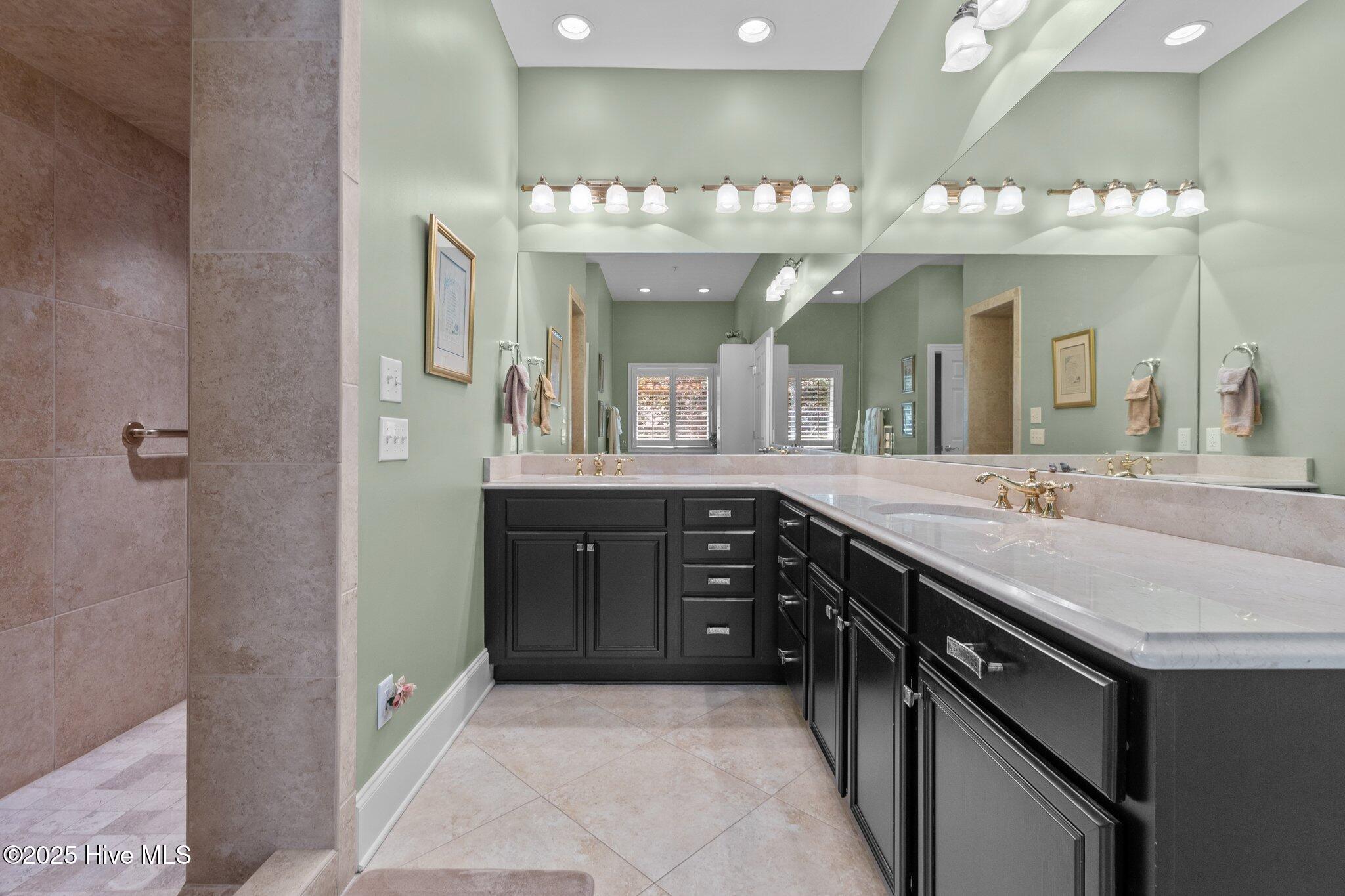 1 Windsor Terrace Property Photo 27