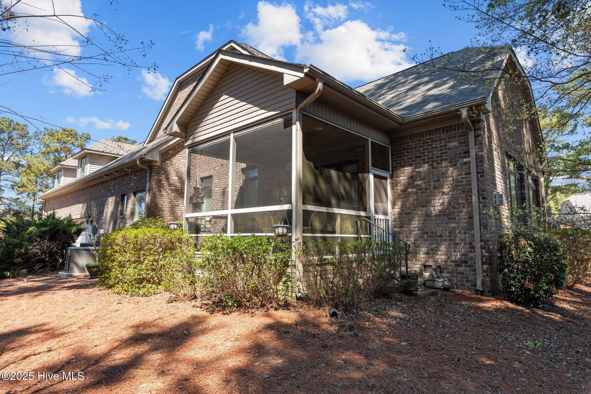 1 Windsor Terrace Property Photo 37