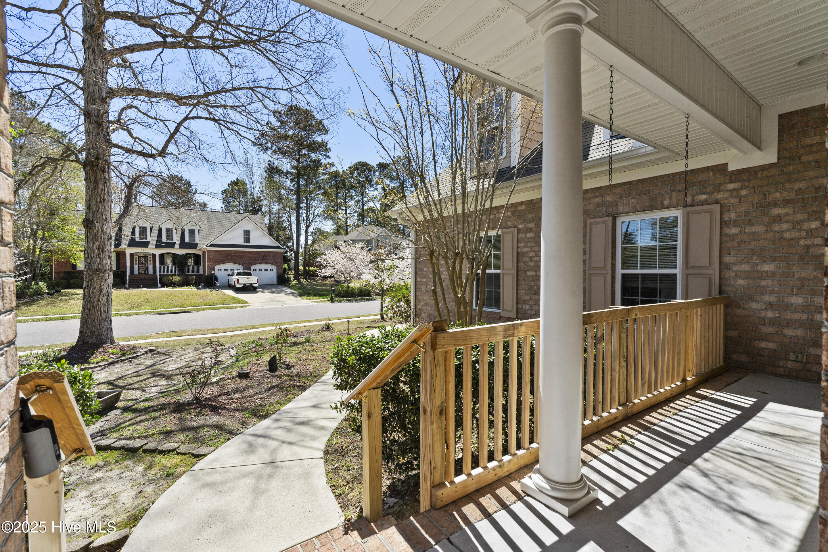 1545 Grandiflora Drive Property Photo 3