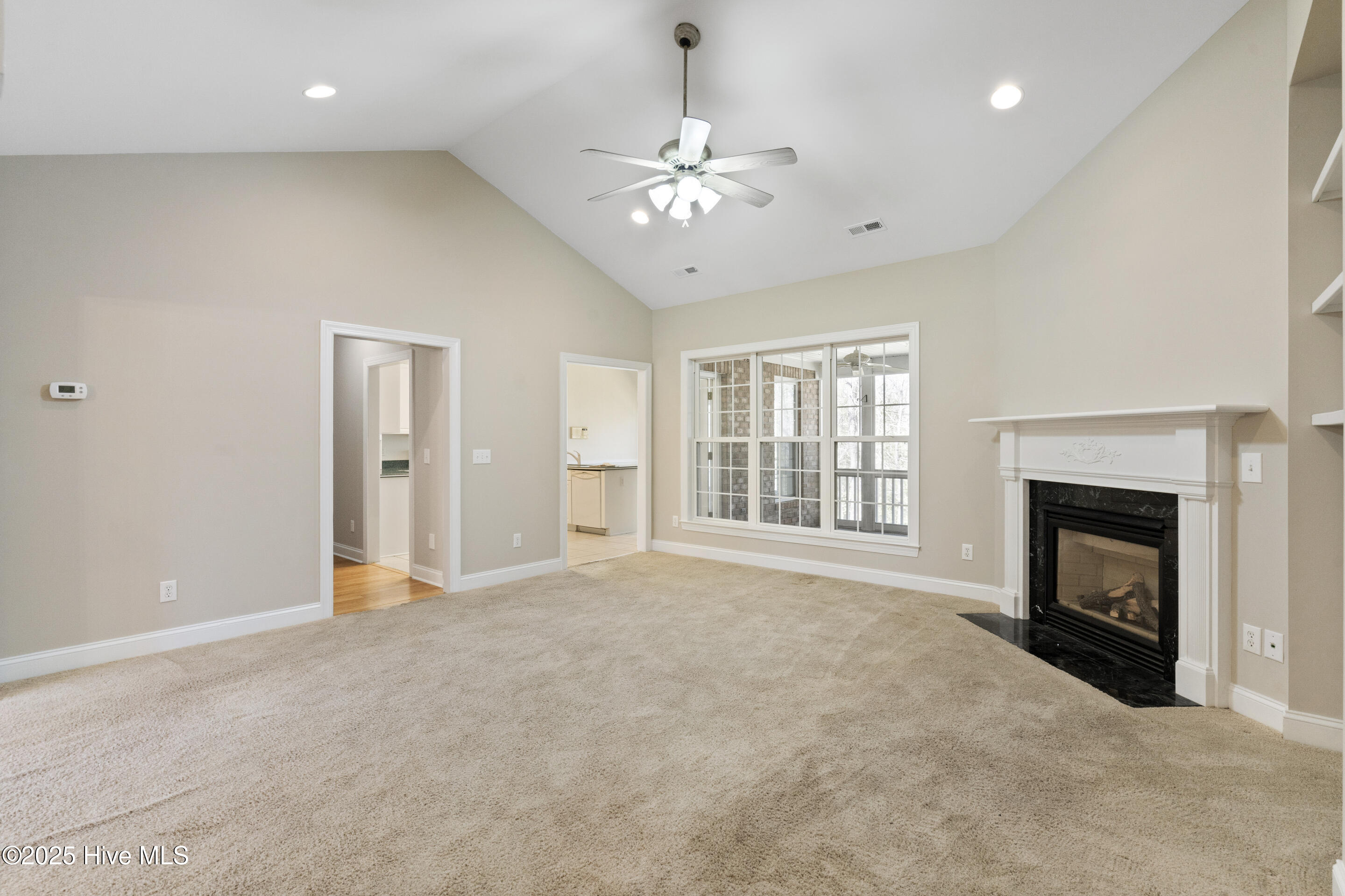 1545 Grandiflora Drive Property Photo 12