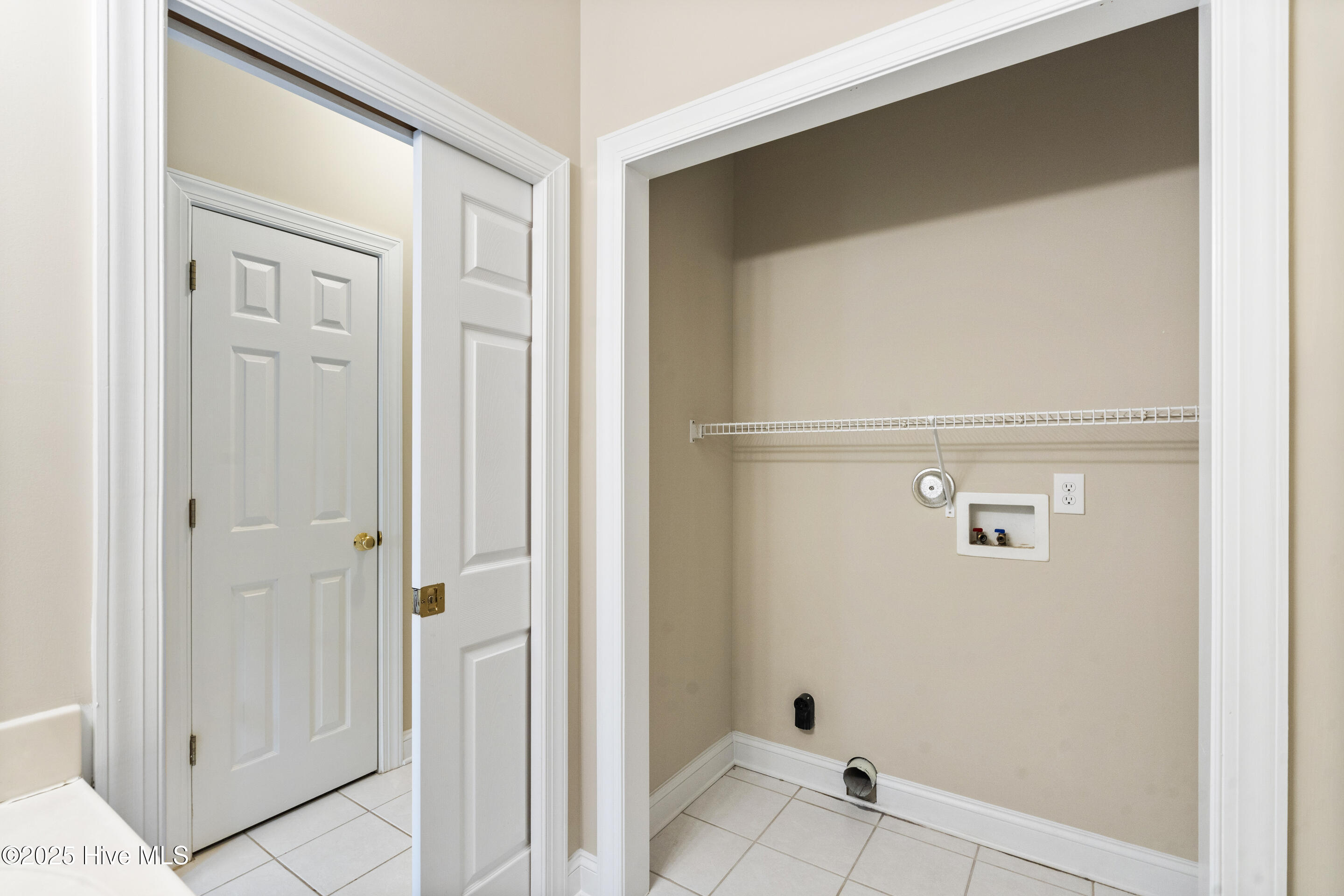 1545 Grandiflora Drive Property Photo 18