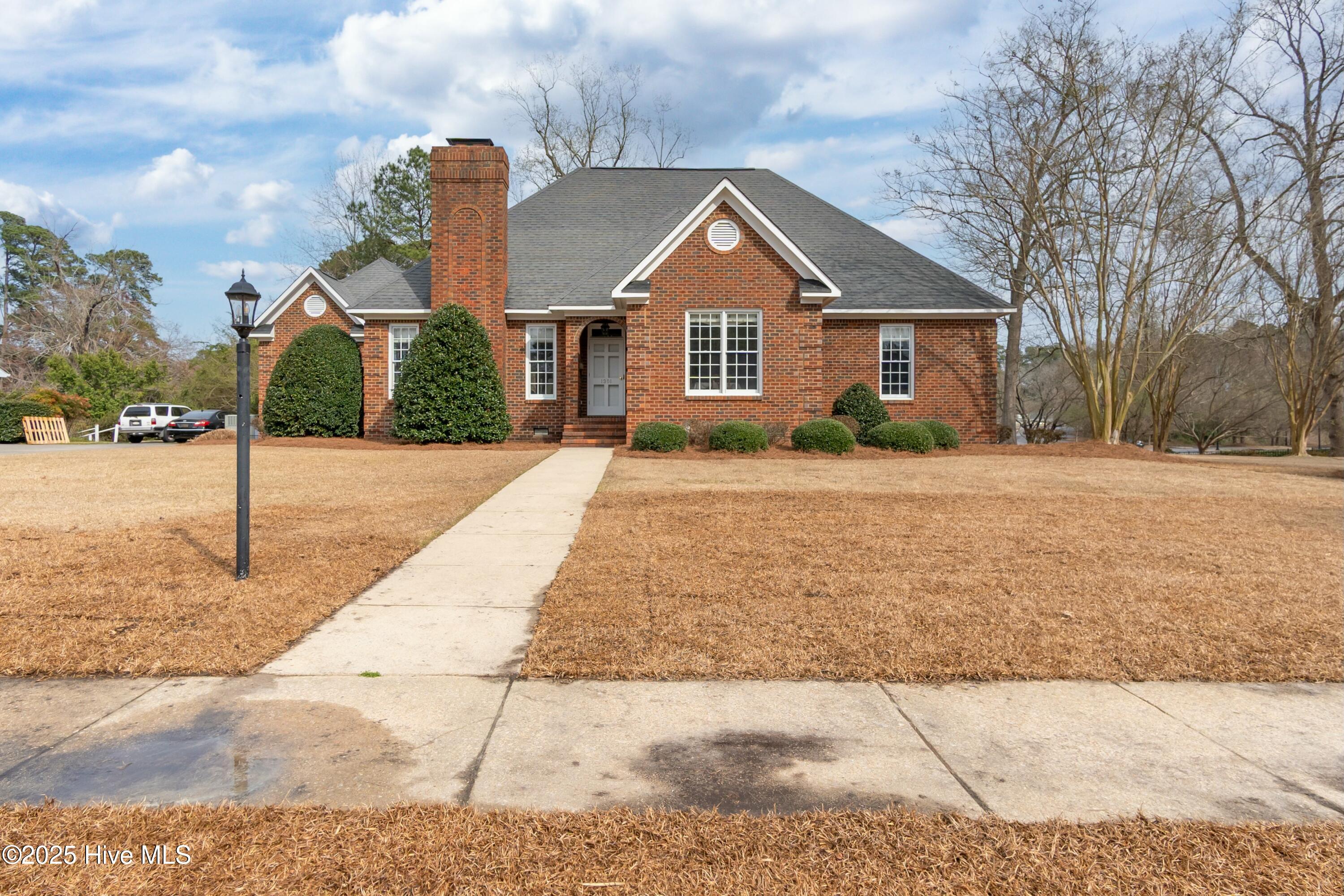 1301 Par Drive Property Photo