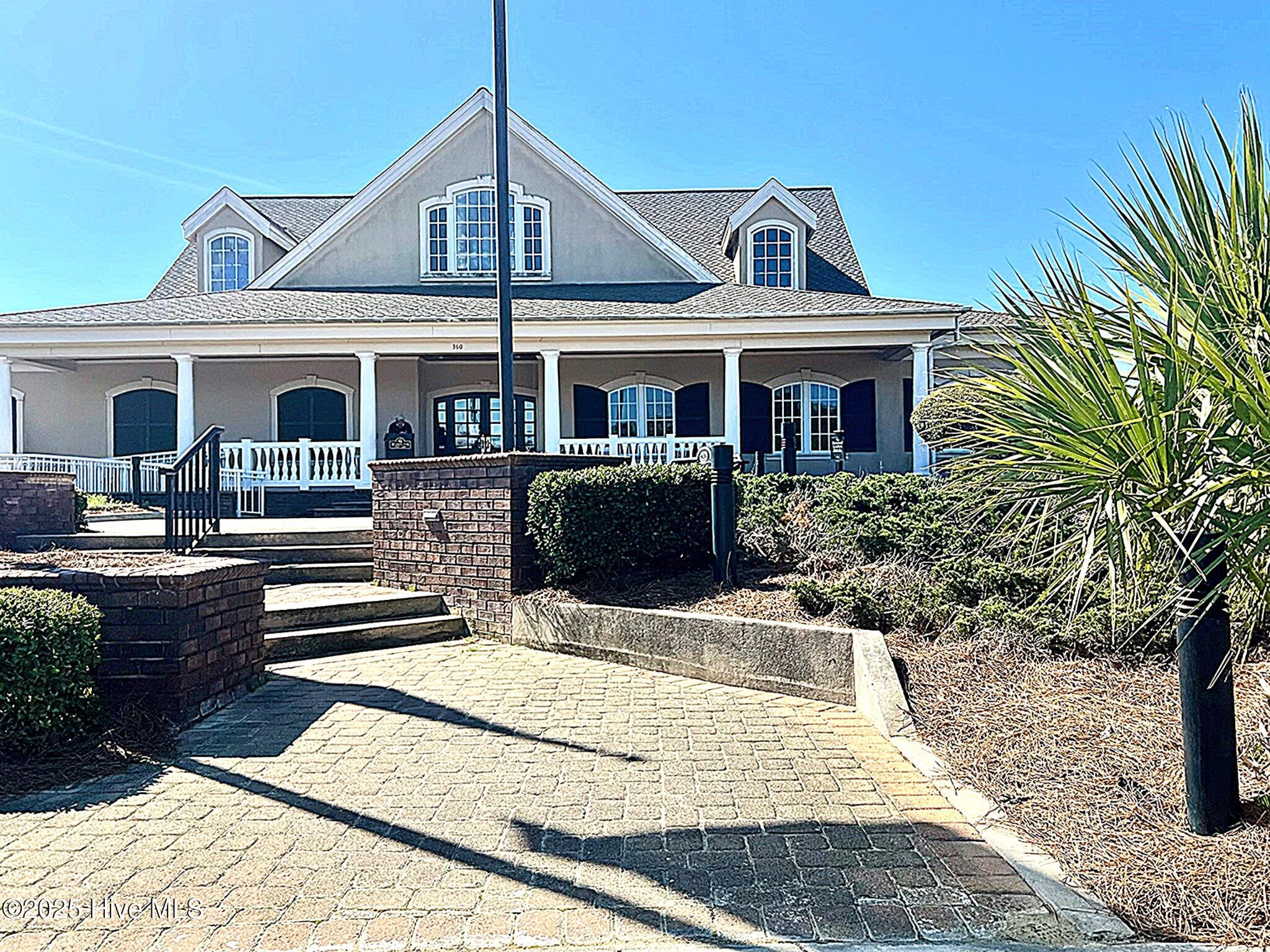 7016 Bloomsbury Court Property Photo 17