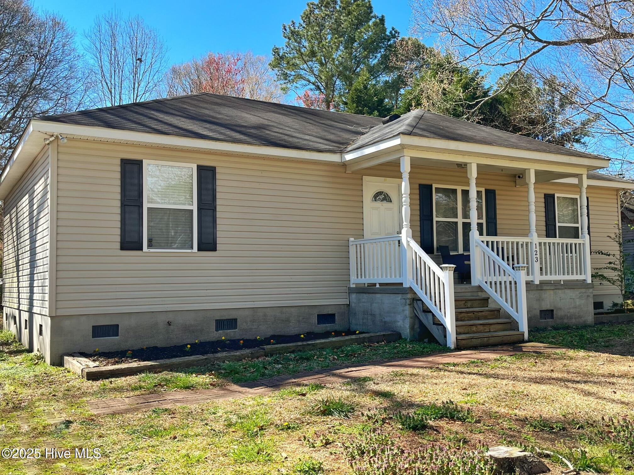 123 Willow Drive Property Photo