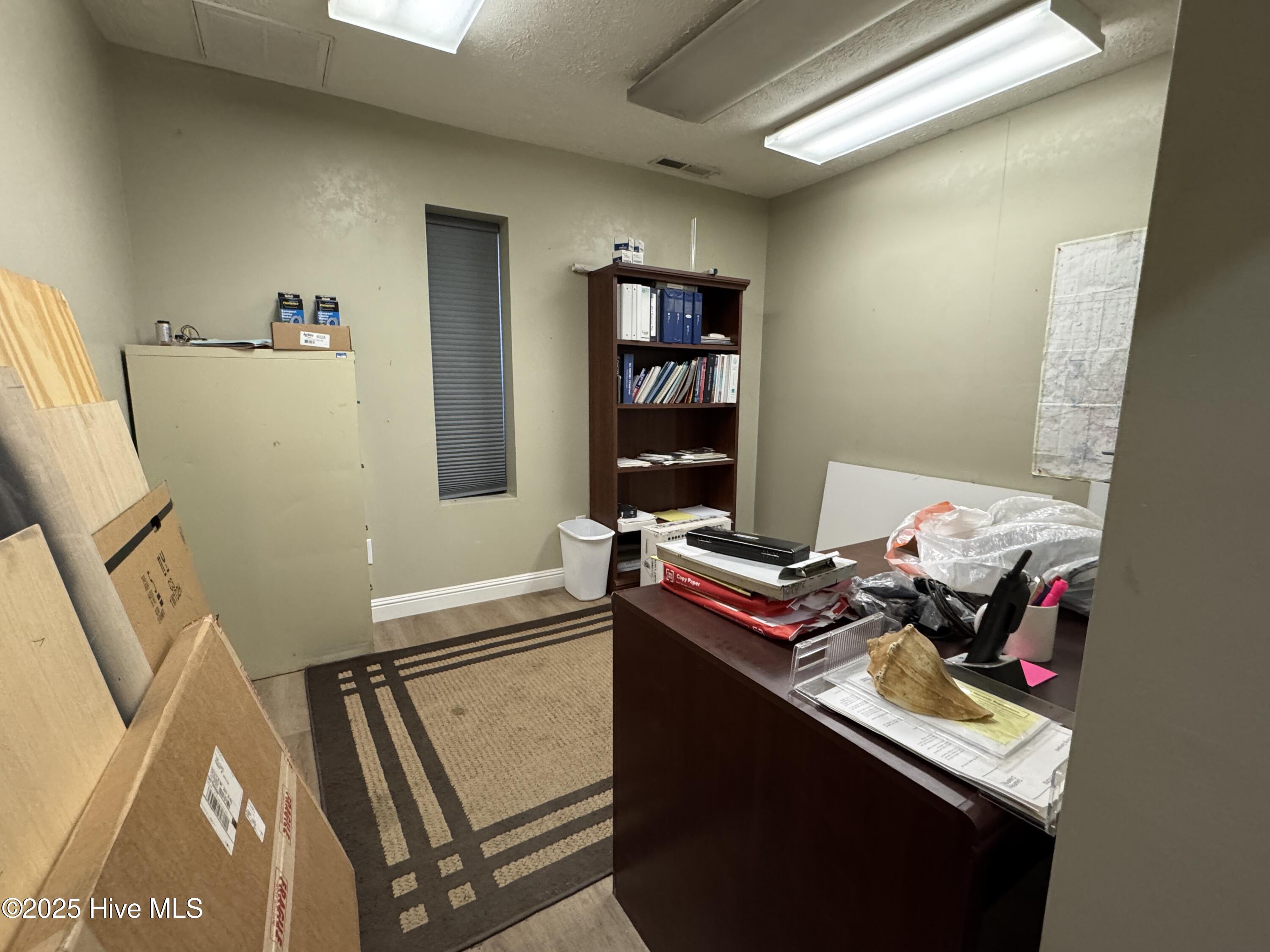 707 S Pinehurst Street Unit H Property Photo 5