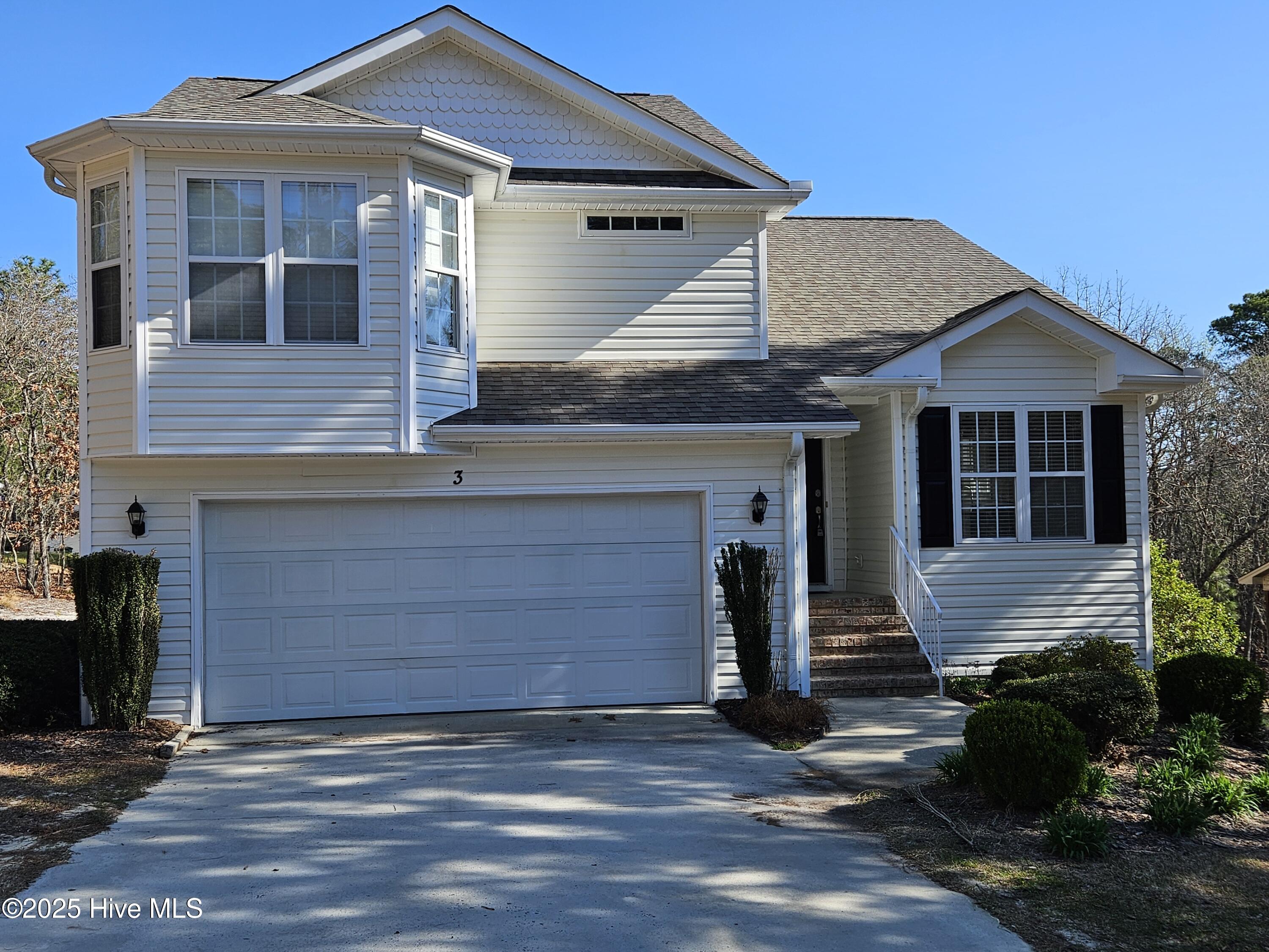3 White Court Property Photo