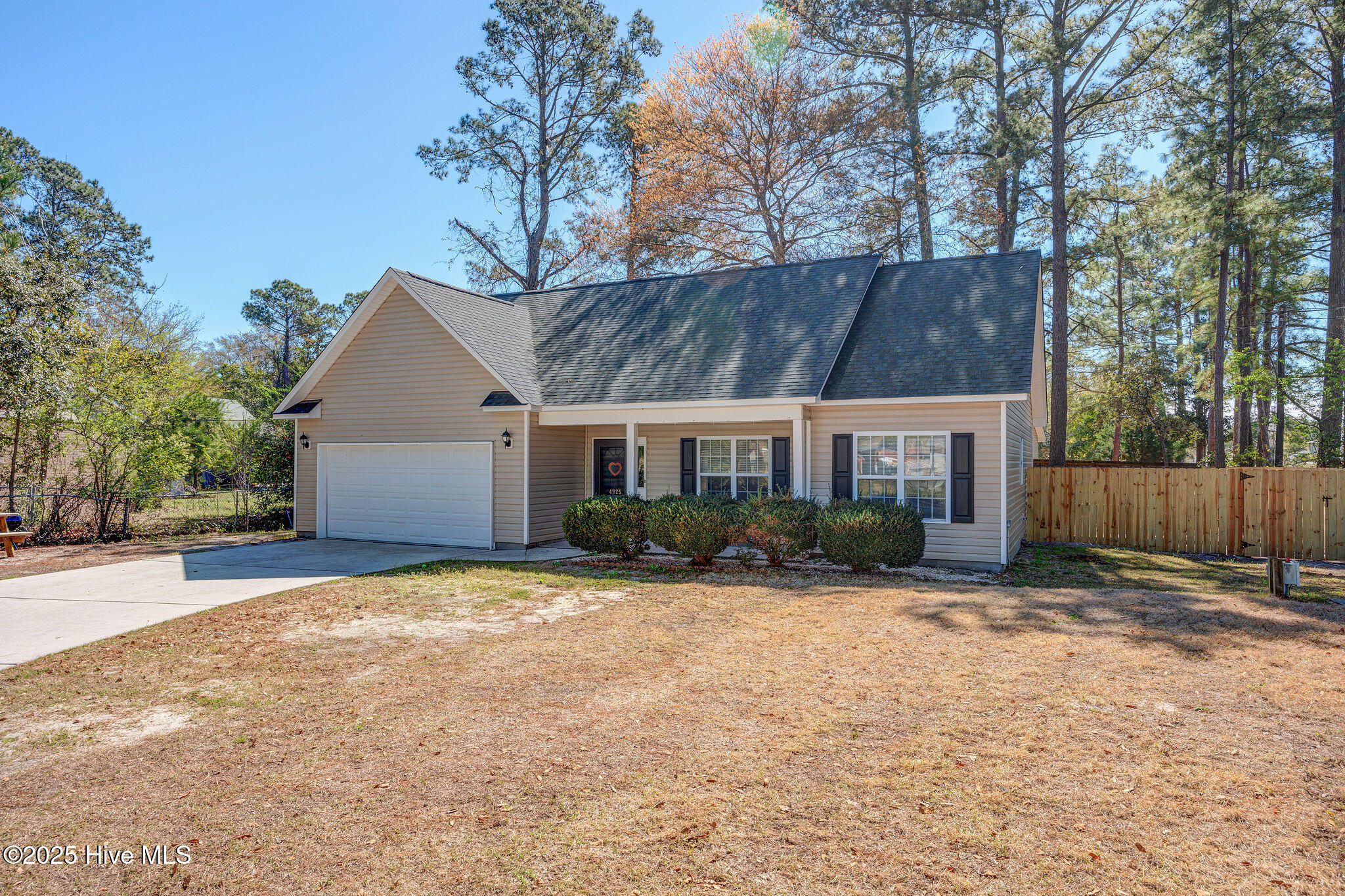 4925 Berry Court Property Photo