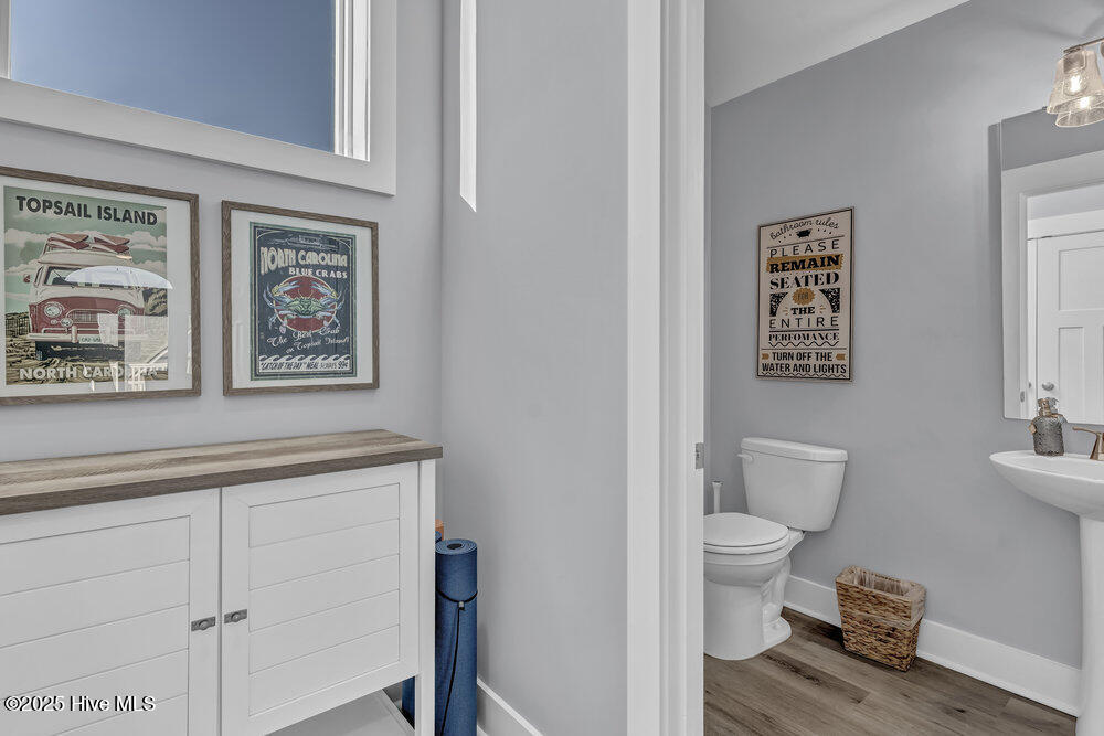 4254 Island Drive Property Photo 11