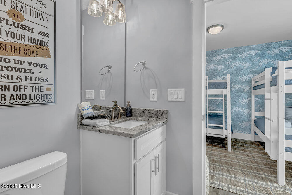 4254 Island Drive Property Photo 16