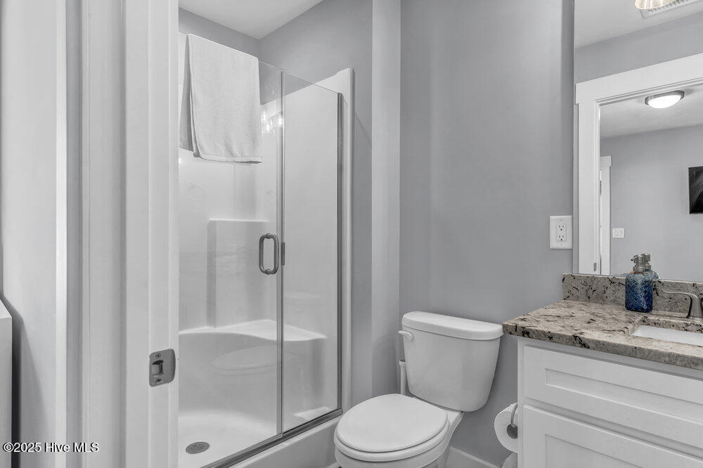 4254 Island Drive Property Photo 20