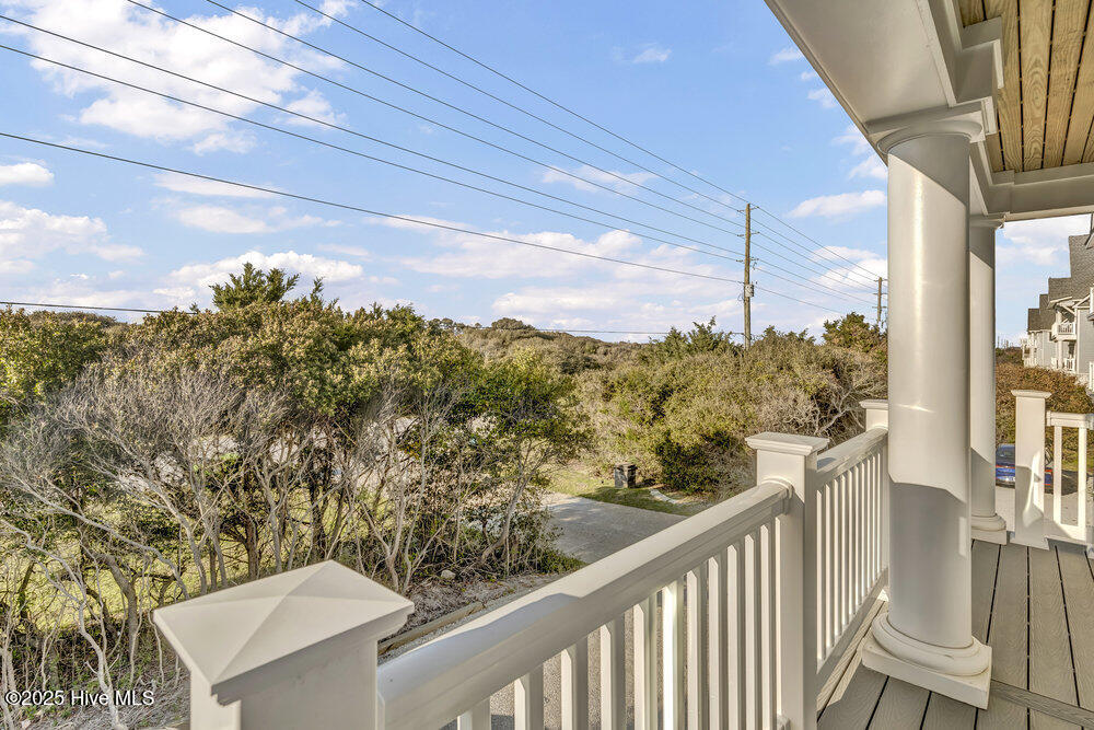 4254 Island Drive Property Photo 30