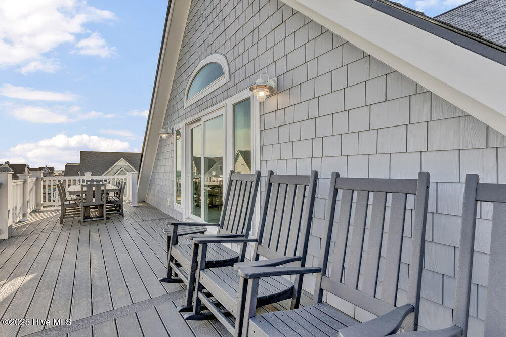 4254 Island Drive Property Photo 49
