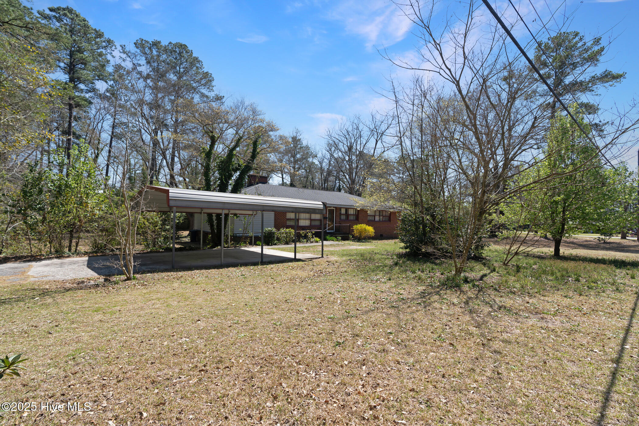 1306 Carolina Drive Property Photo