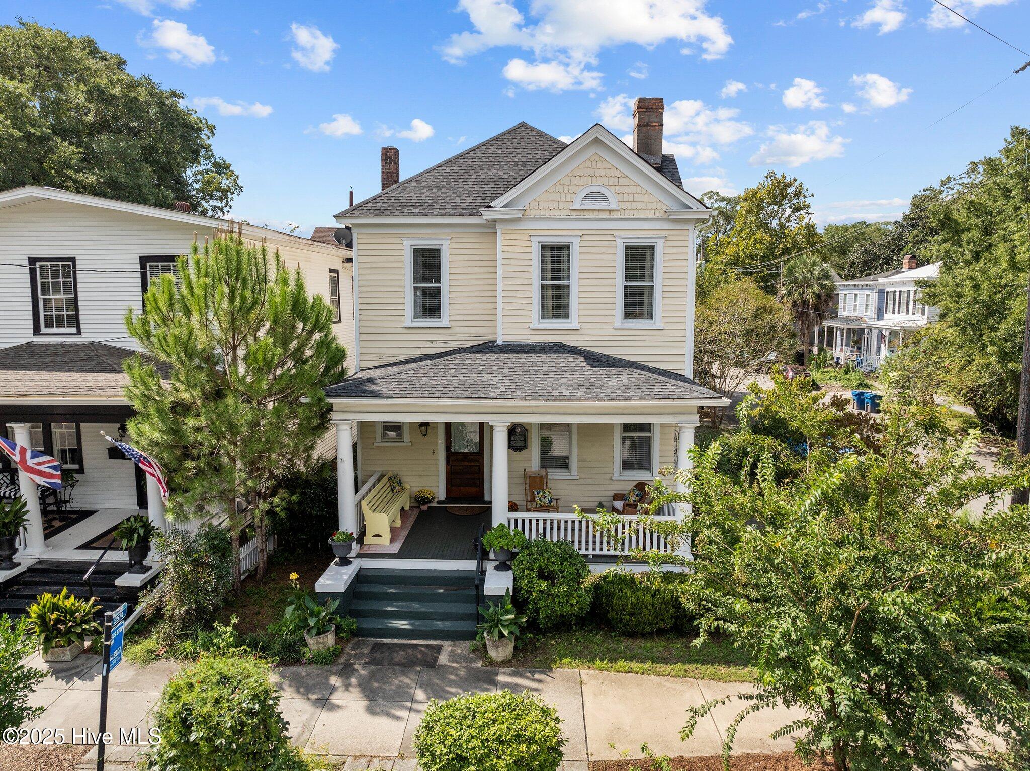 402 S 5th Avenue Property Photo