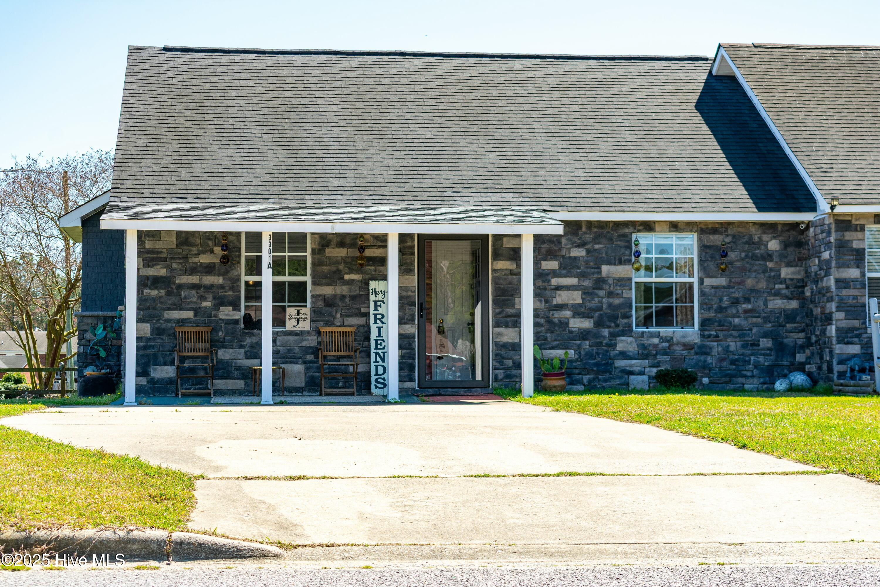 3301 Parkway Court A Property Photo