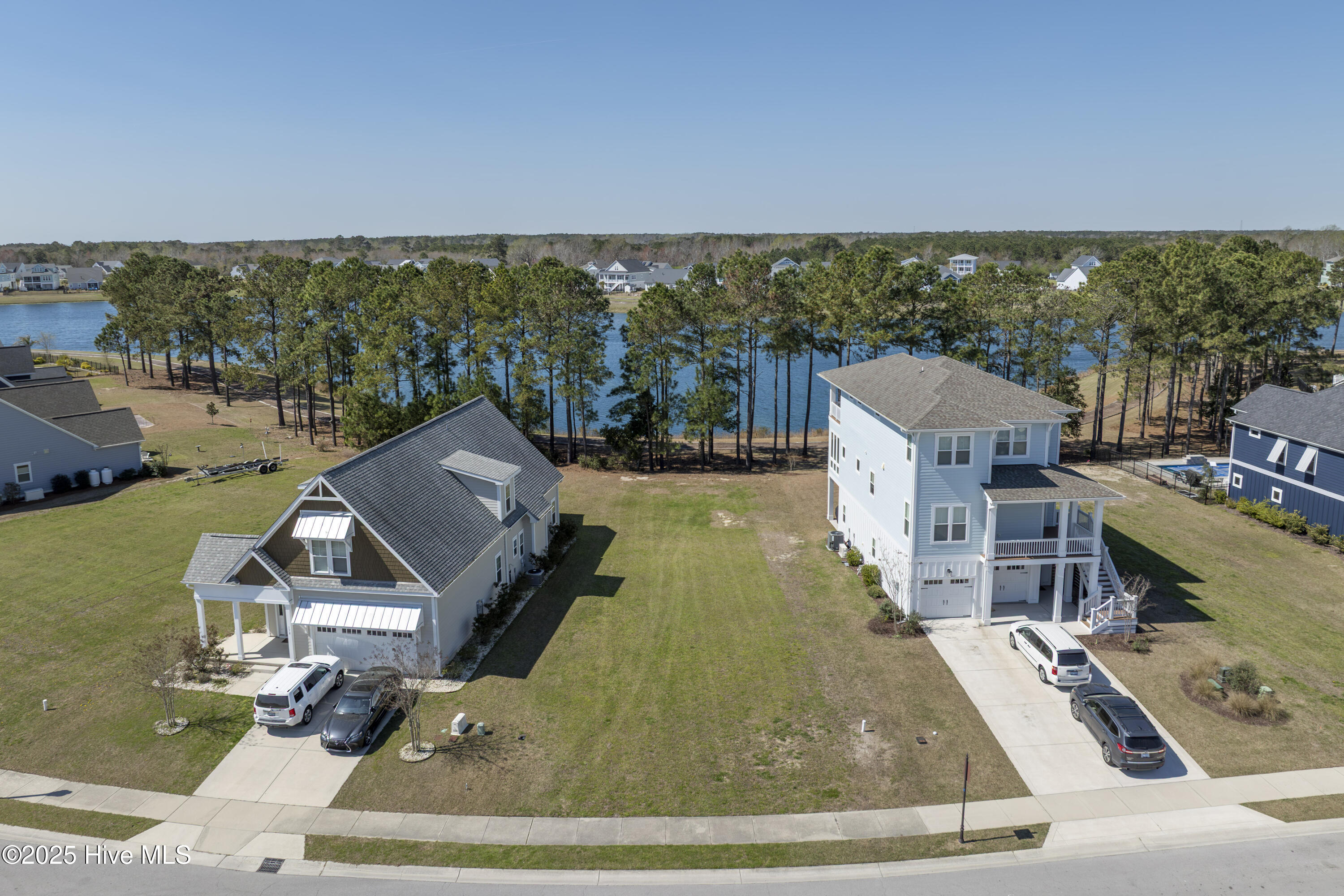 176 Spicer Lake Drive Property Photo 3