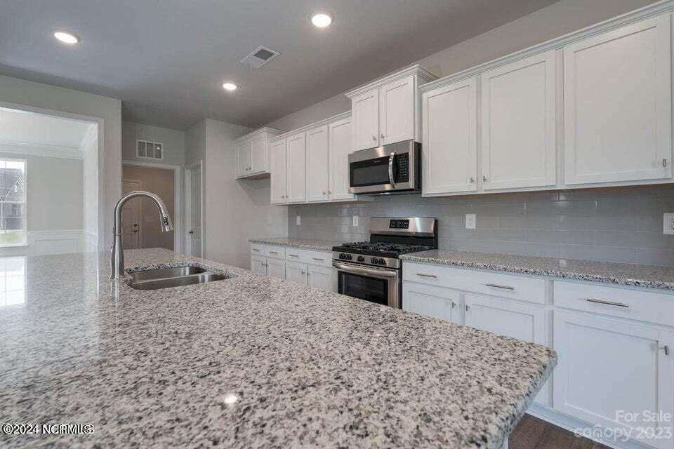 428 Lemonade Lane Property Photo 11