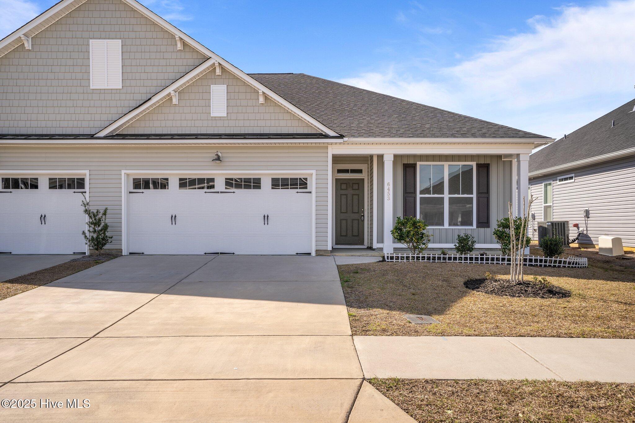 6453 Pinnacle Point Property Photo