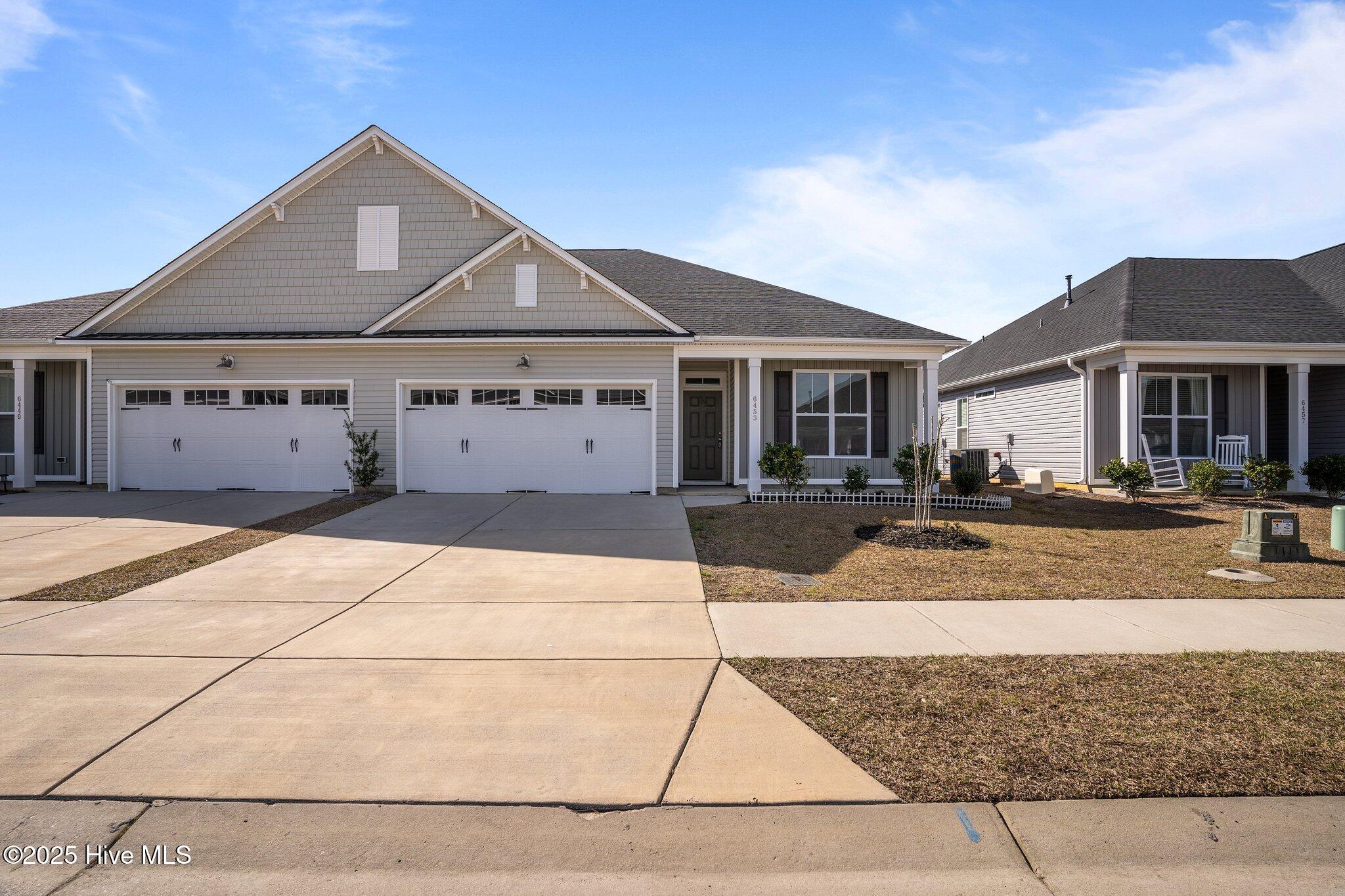 6453 Pinnacle Point Property Photo 2