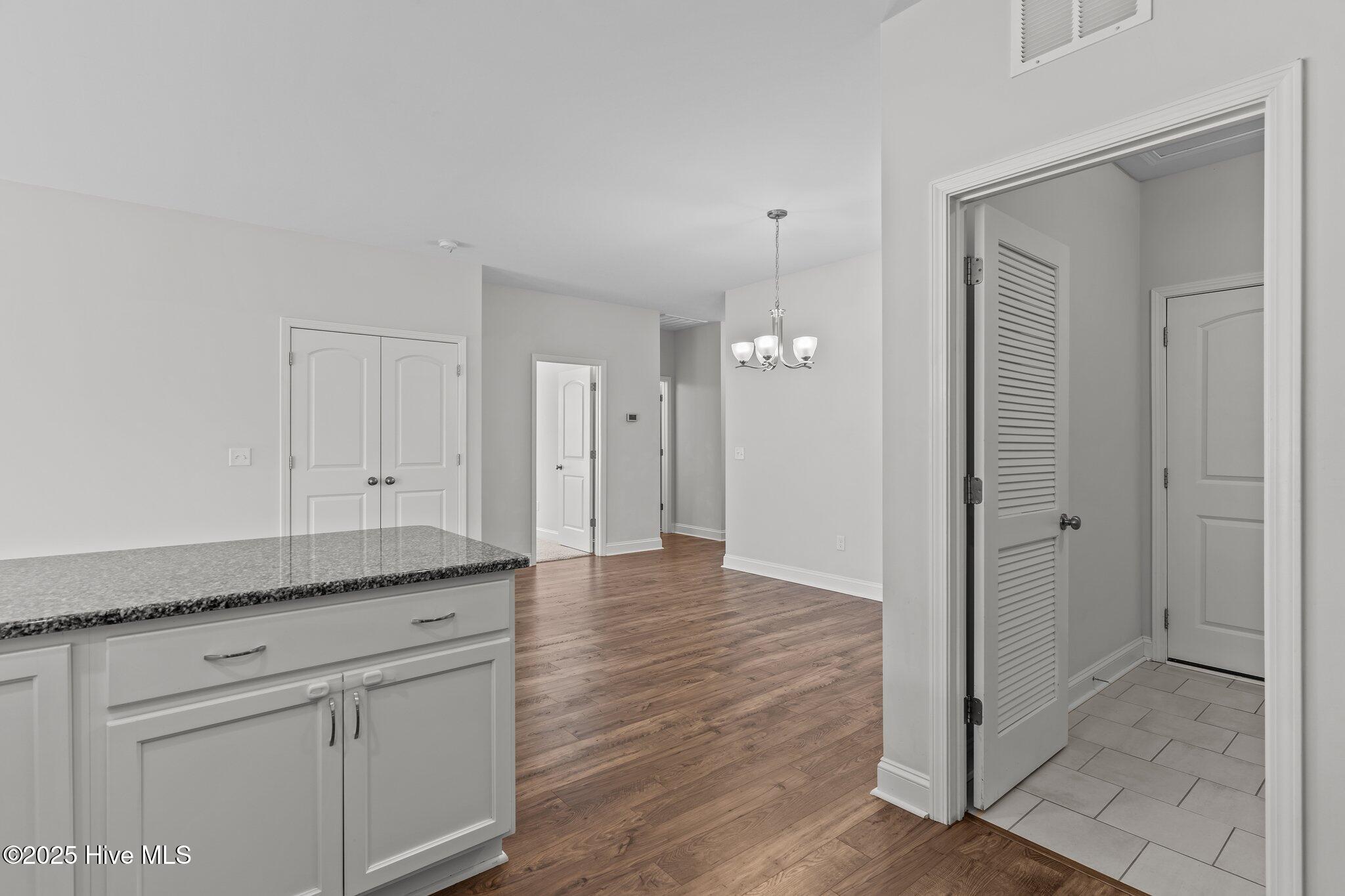 6453 Pinnacle Point Property Photo 17