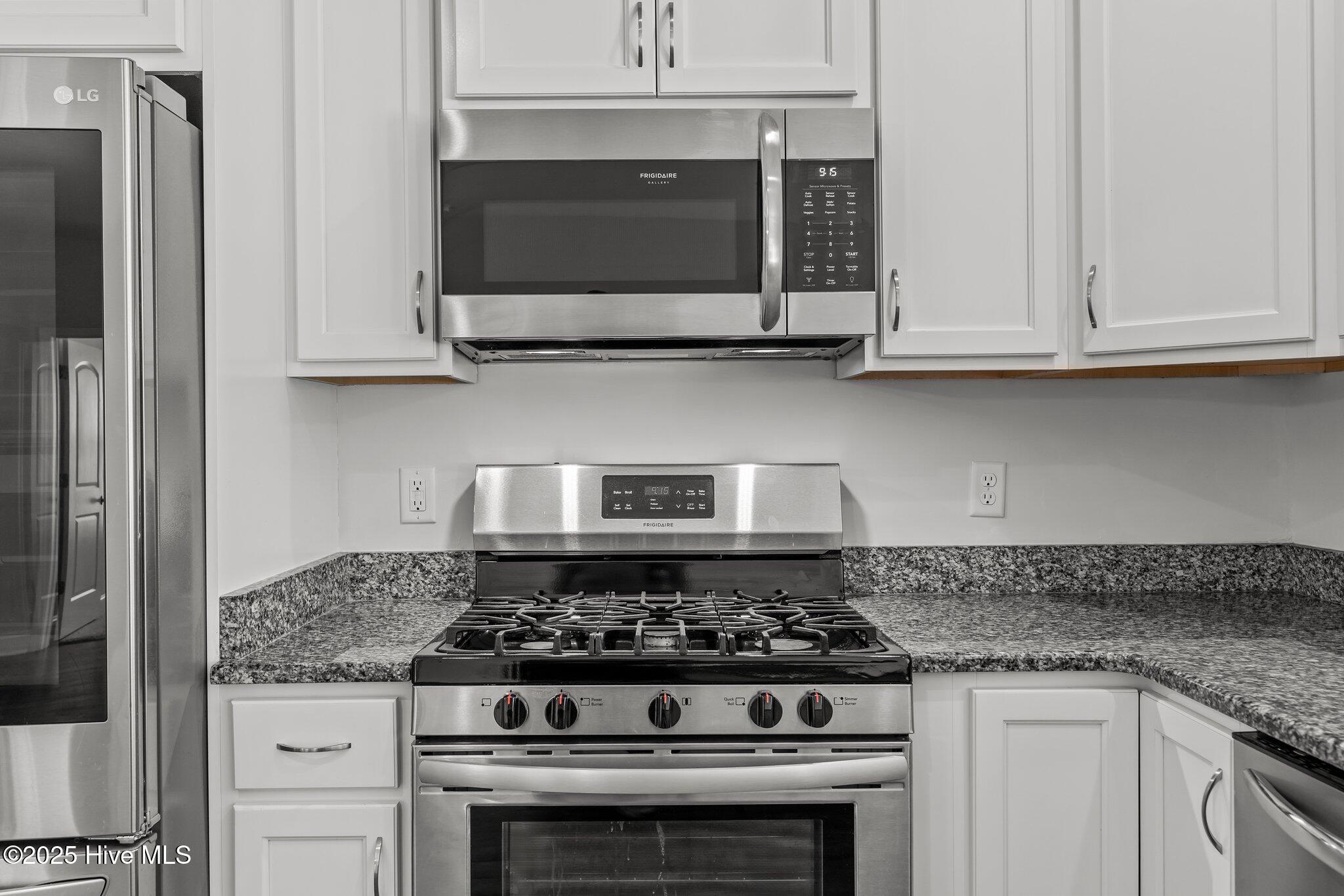6453 Pinnacle Point Property Photo 21