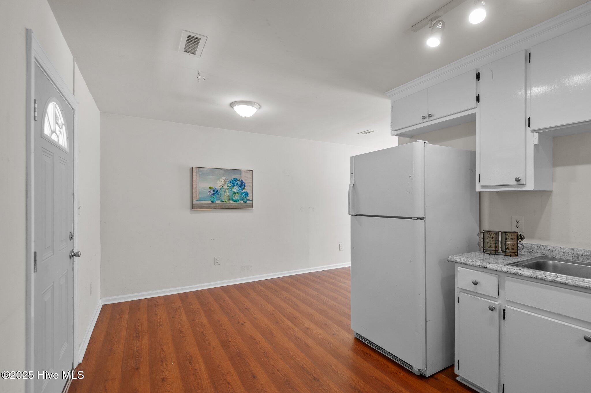 1803 Ruffleleaf Circle Property Photo 15