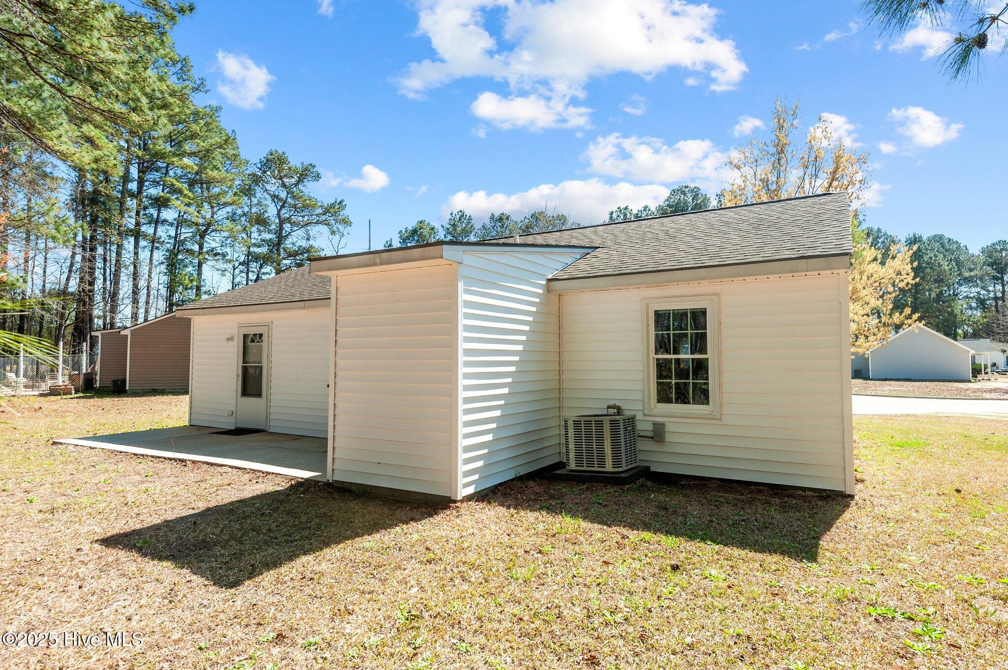 1803 Ruffleleaf Circle Property Photo 34