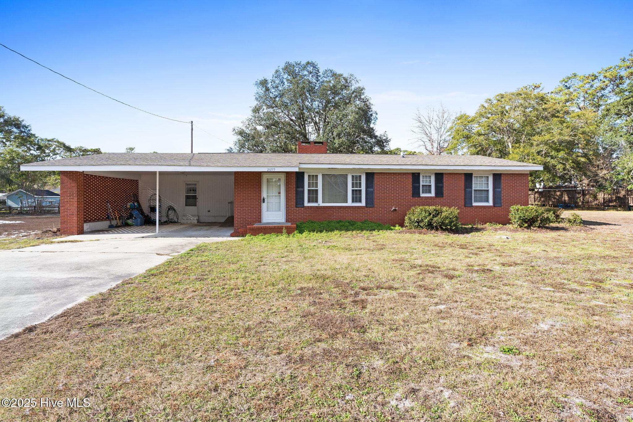 2699 Sea Aire Drive Property Photo