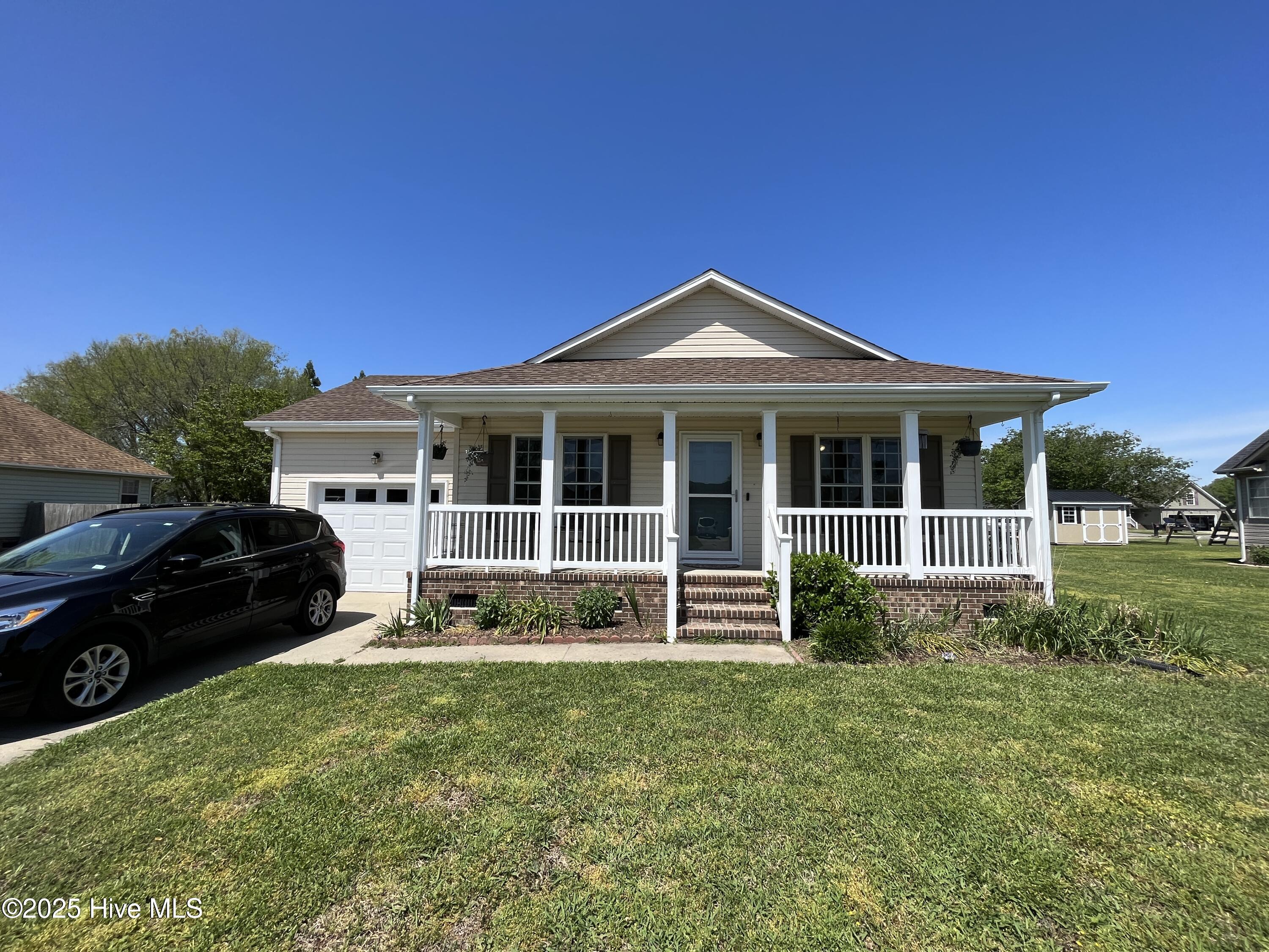102 Lejune Court Property Photo