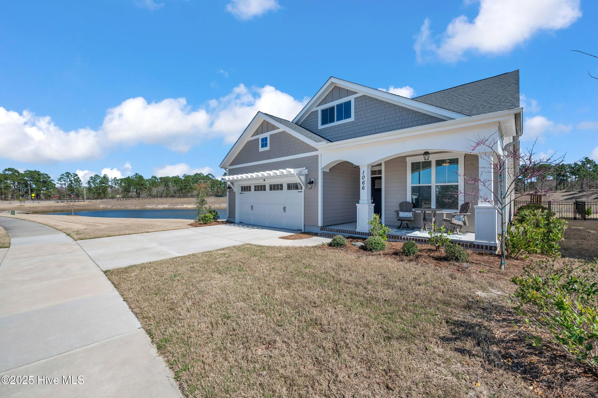 1066 Bradshaw Terrace Property Photo