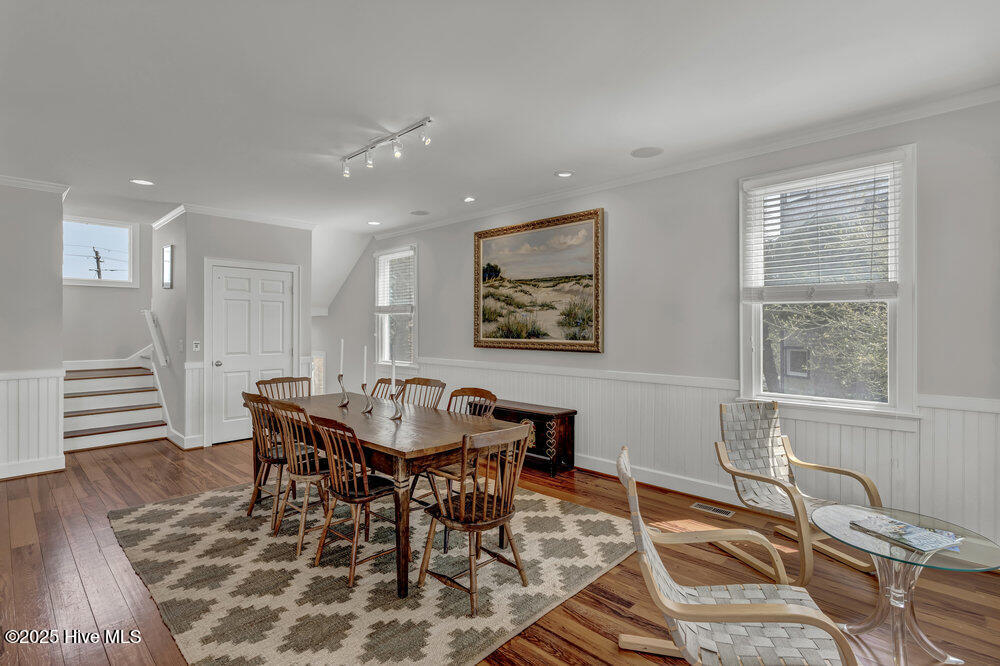 2 Island Drive Property Photo 8