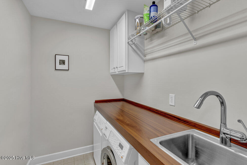 2 Island Drive Property Photo 27