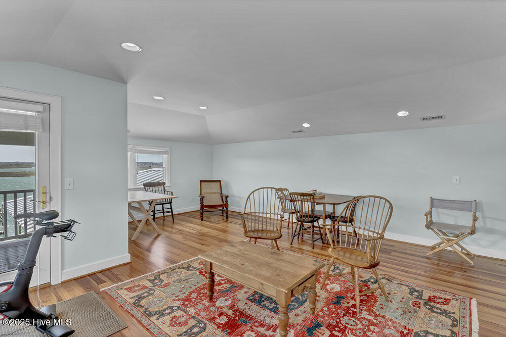 2 Island Drive Property Photo 35