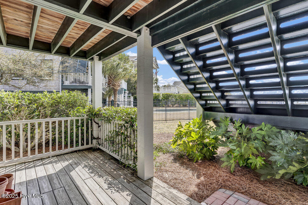 2 Island Drive Property Photo 43