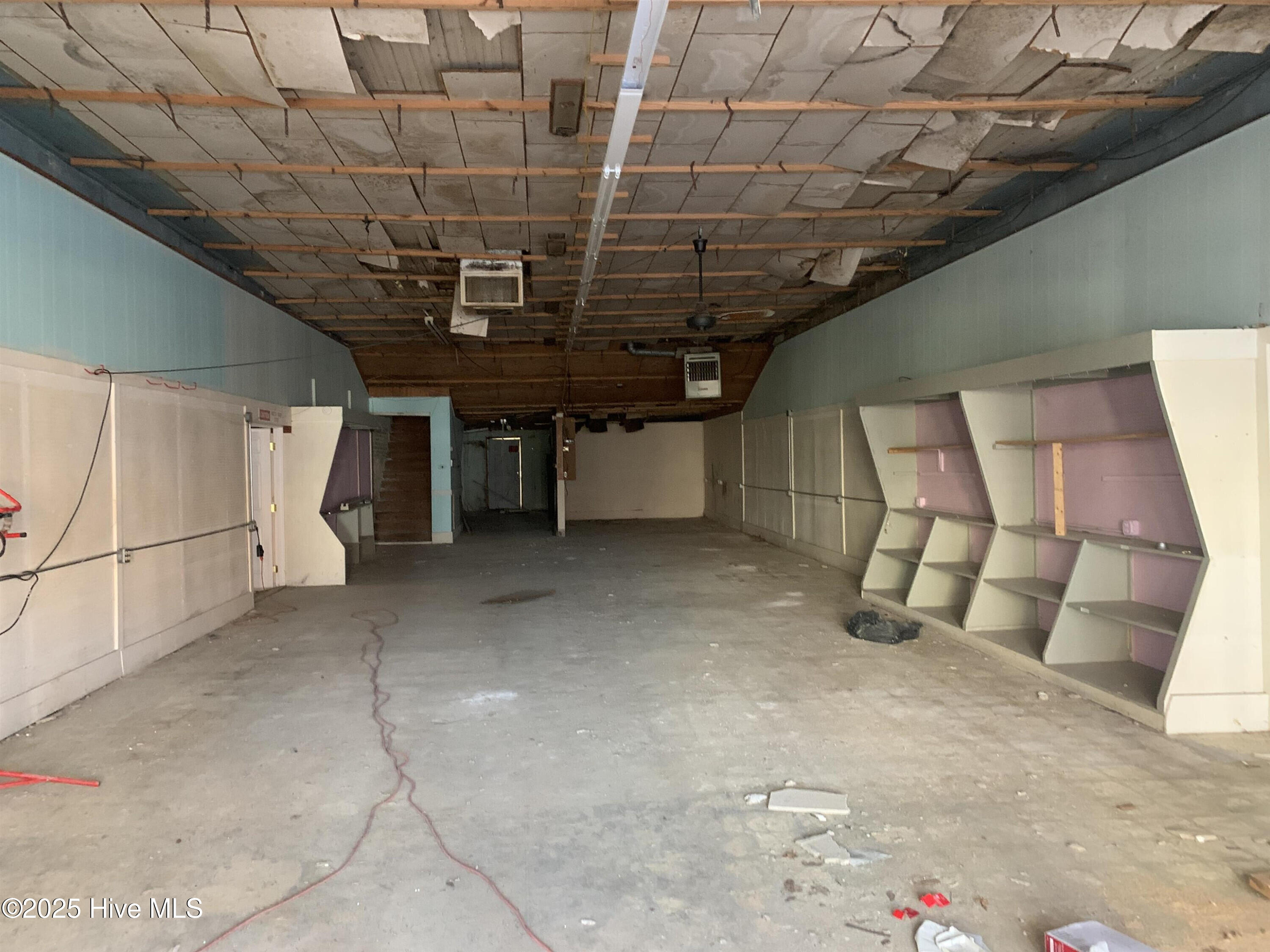 107 S Raiford Street Property Photo 3