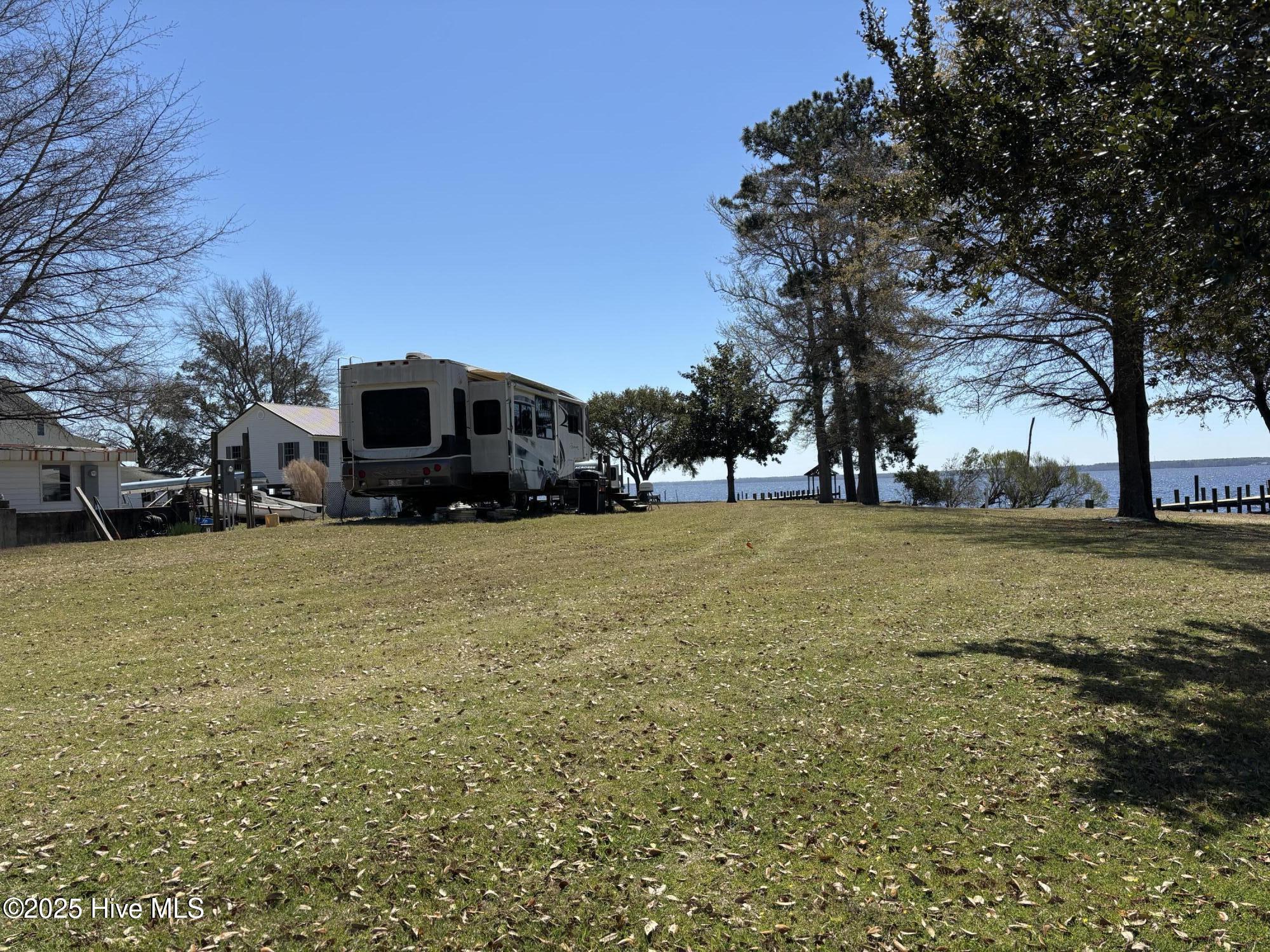 175 Broad Creek Road Property Photo 9