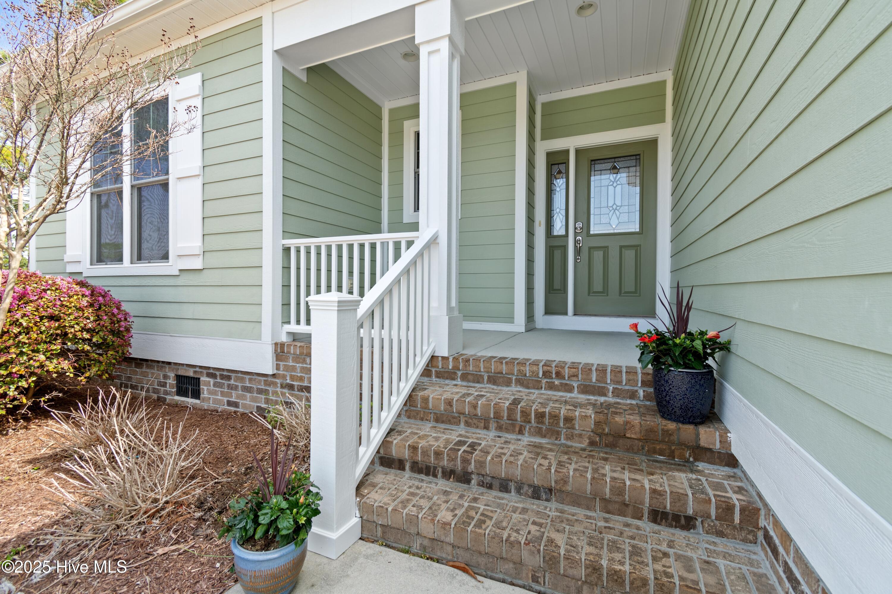 2824 Pine Forest Drive Property Photo 2