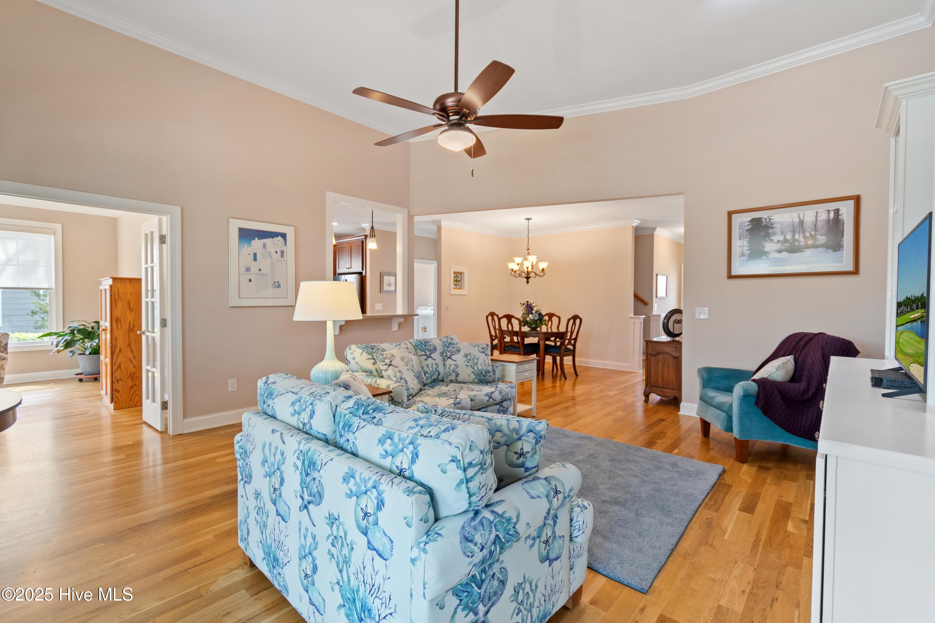 2824 Pine Forest Drive Property Photo 8
