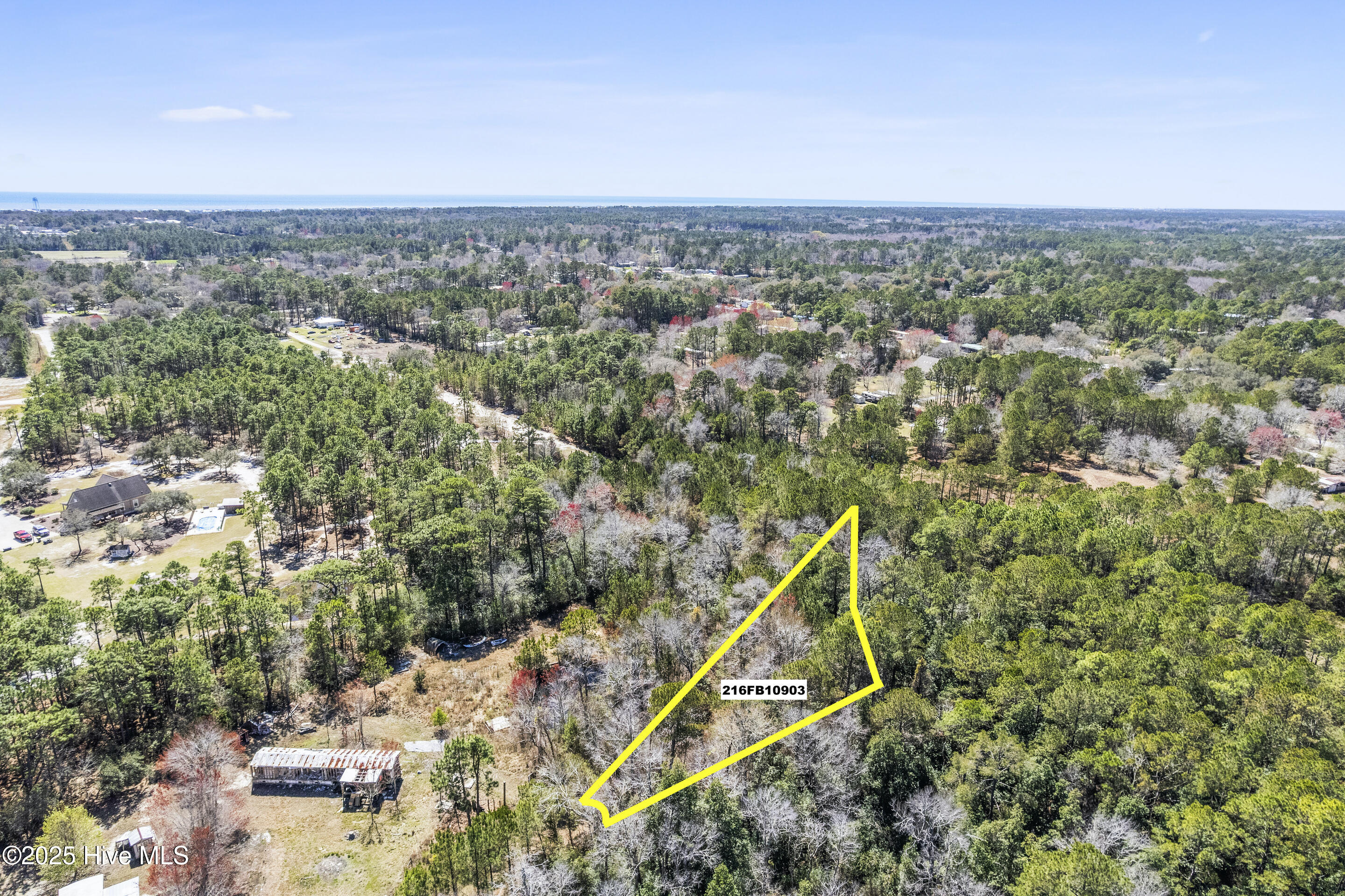 879 Boxwood Lane Property Photo 16